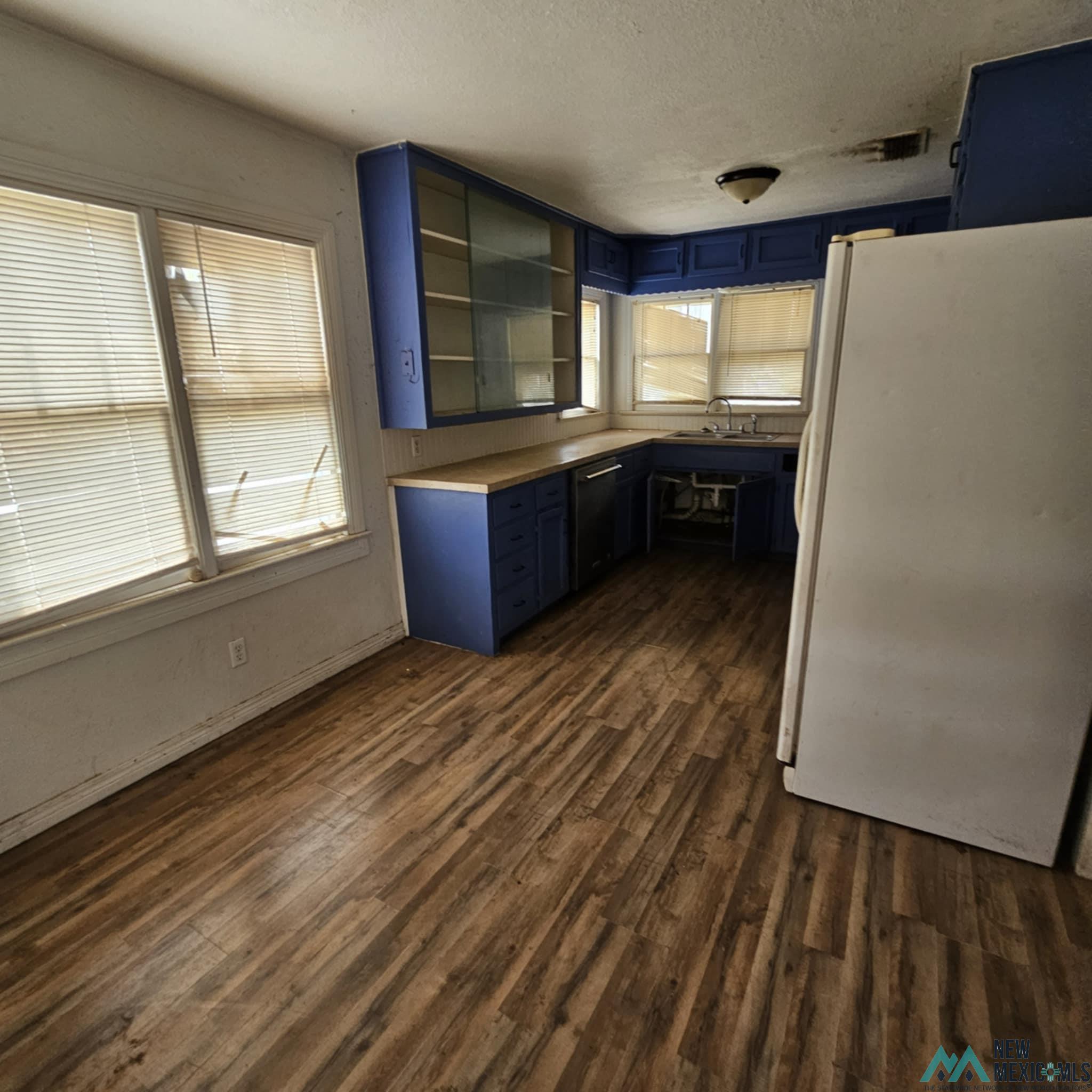 Portales, New Mexico 88130, United States, 3 Bedrooms Bedrooms, ,2 BathroomsBathrooms,Residential,Active,196890