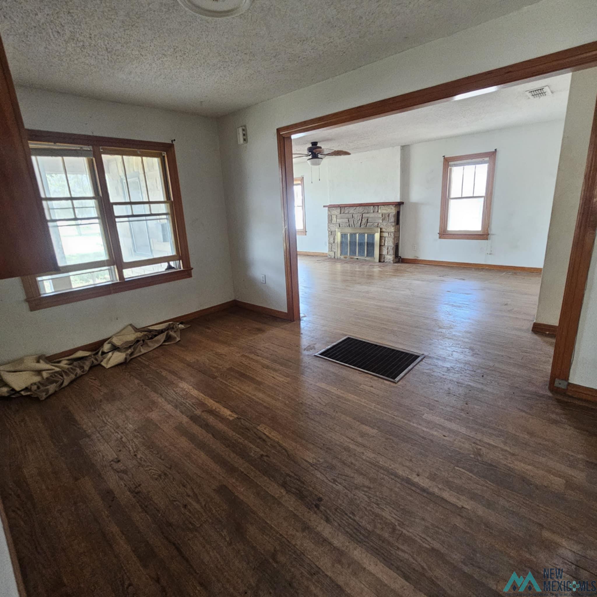 Portales, New Mexico 88130, United States, 3 Bedrooms Bedrooms, ,2 BathroomsBathrooms,Residential,Active,196890