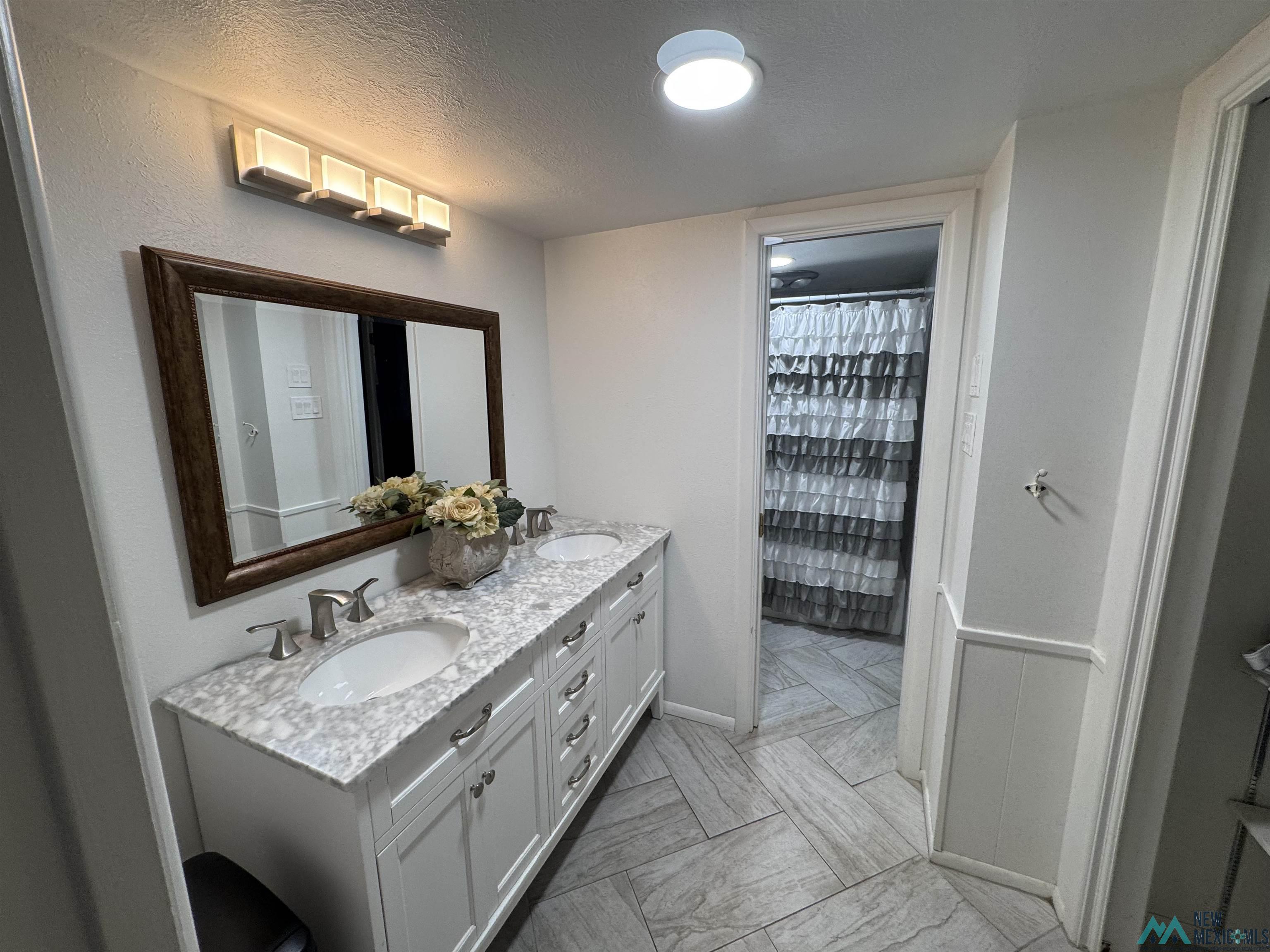 2601 E Sherrill Lane, Roswell, Texas image 13
