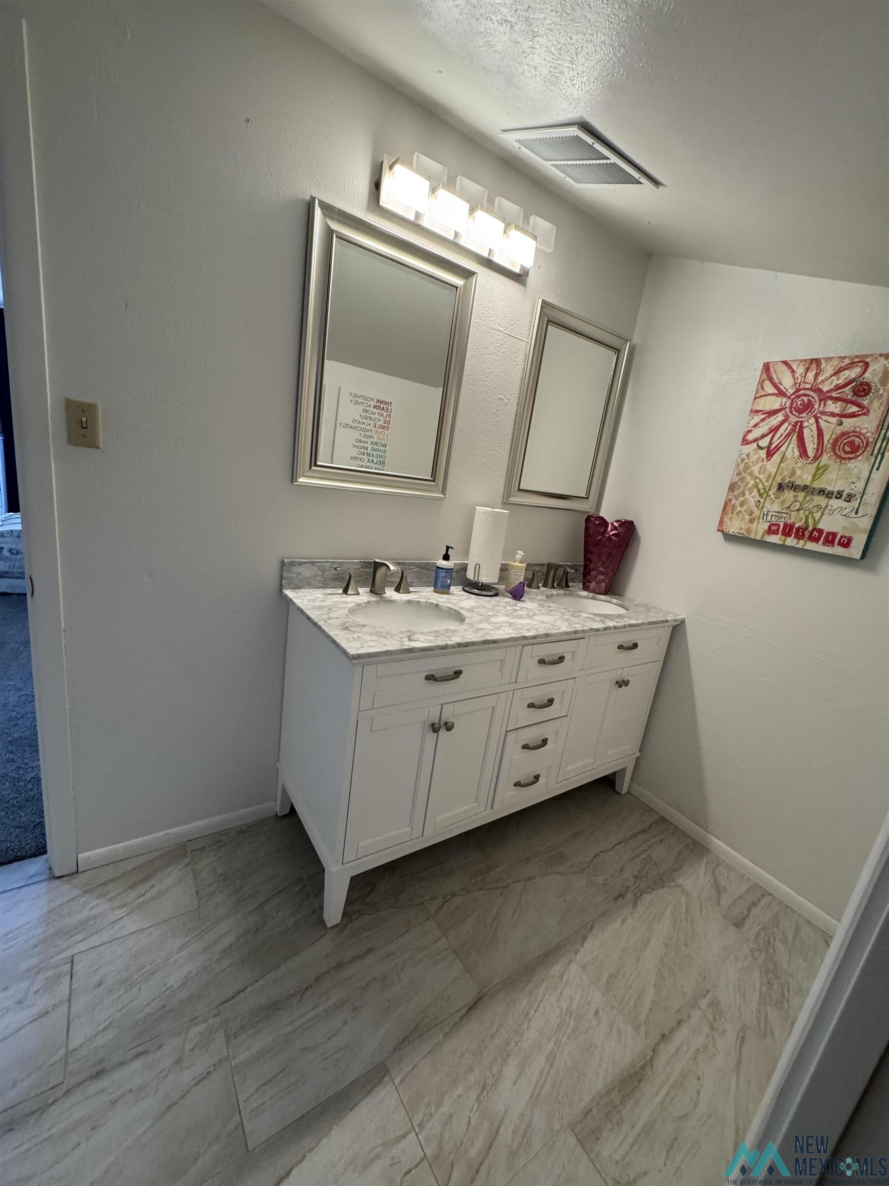 2601 E Sherrill Lane, Roswell, Texas image 23
