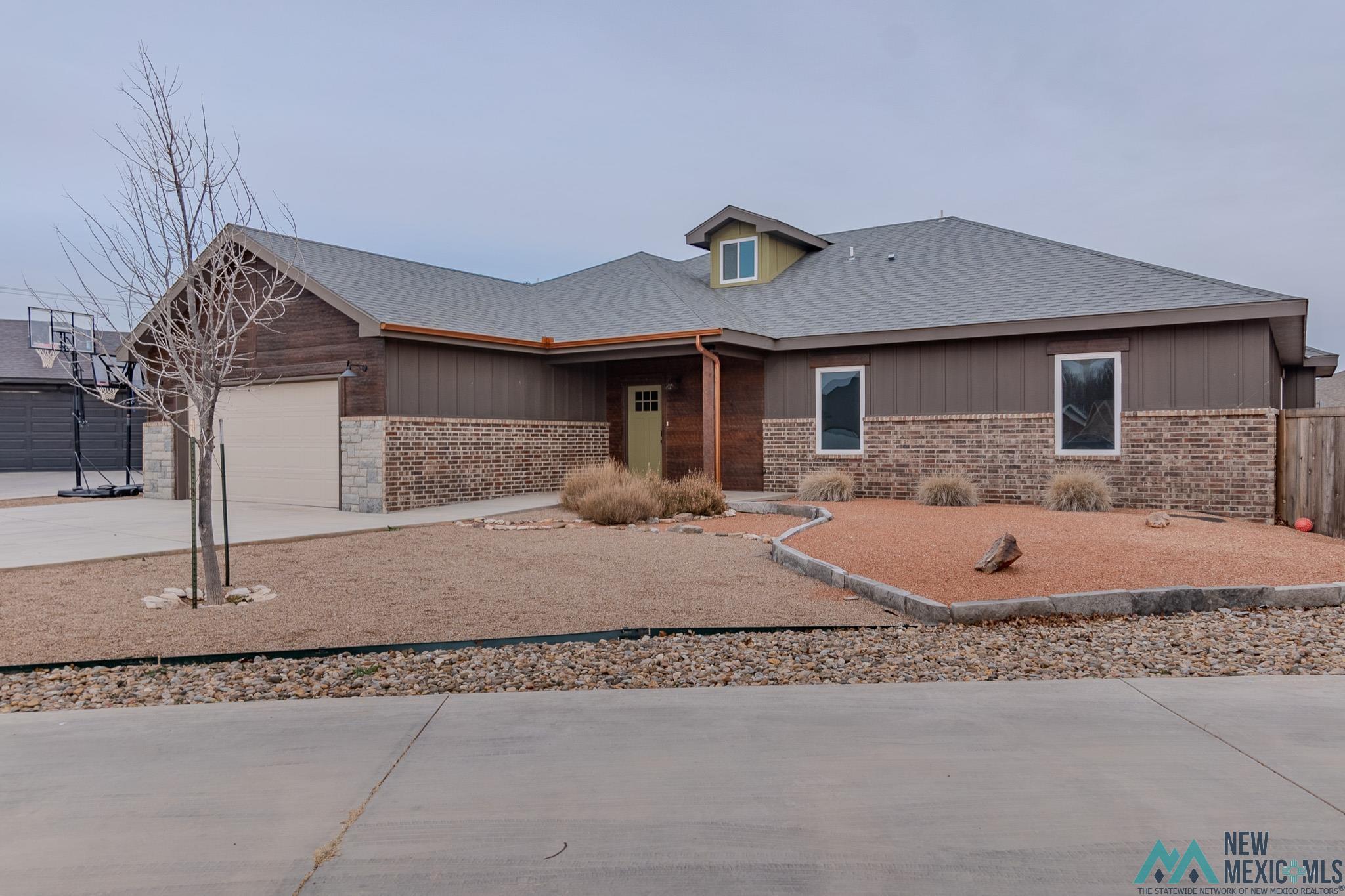 105 Blaine Circle, Clovis, New Mexico image 2