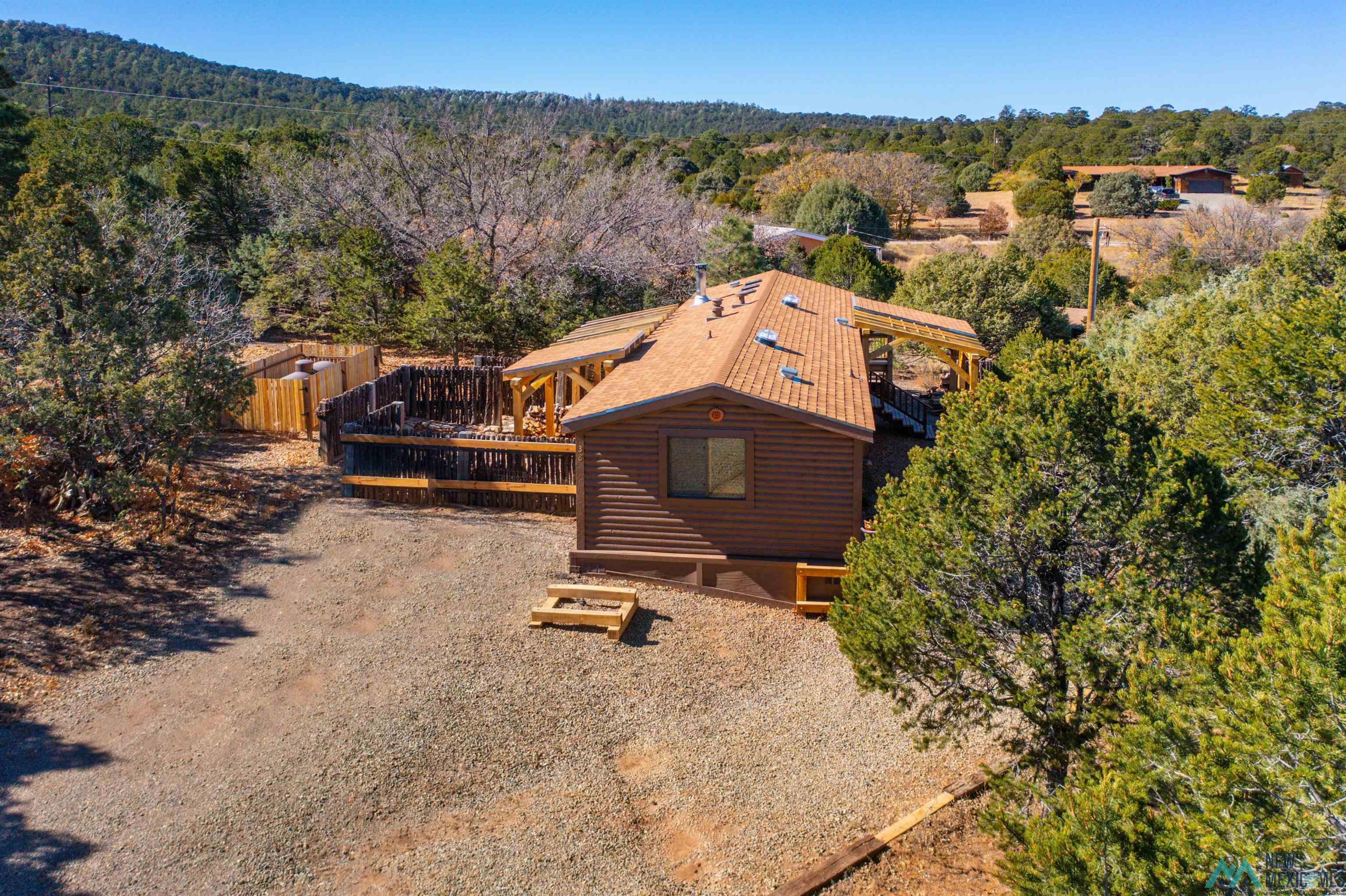 38 Memory Lane, Tijeras, New Mexico image 1