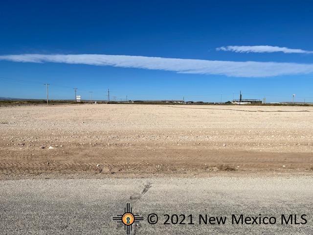 880 W Derrick Road, Carlsbad, New Mexico image 6