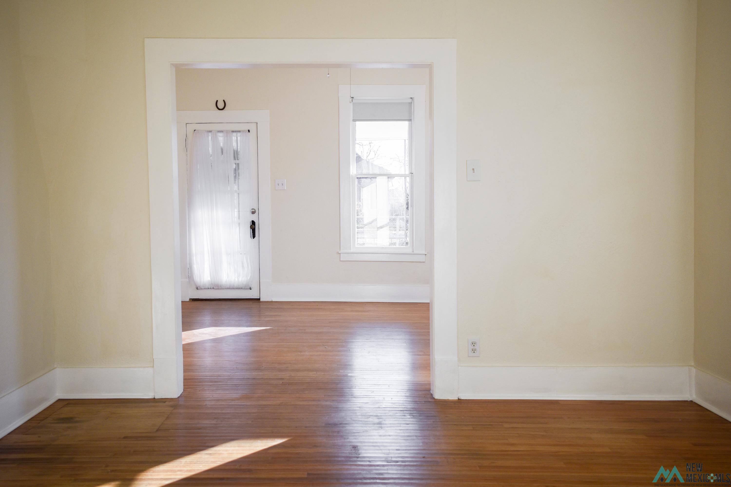 304 S Missouri Avenue, Roswell, New Mexico image 2