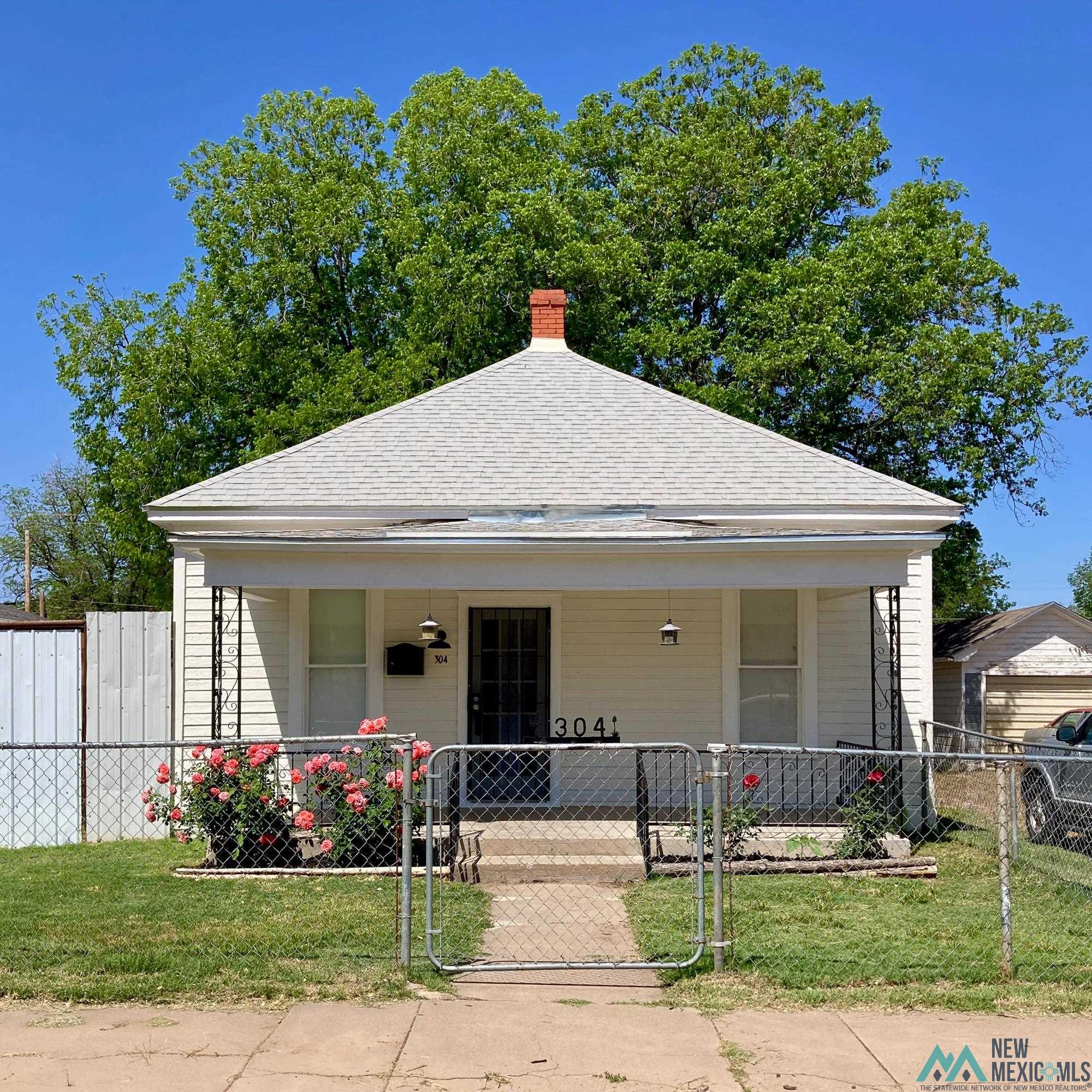 304 S Missouri Avenue, Roswell, New Mexico image 1