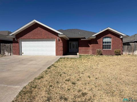Homes For Sale - 2129 Hayes Street<br/> Portales, NM 88130