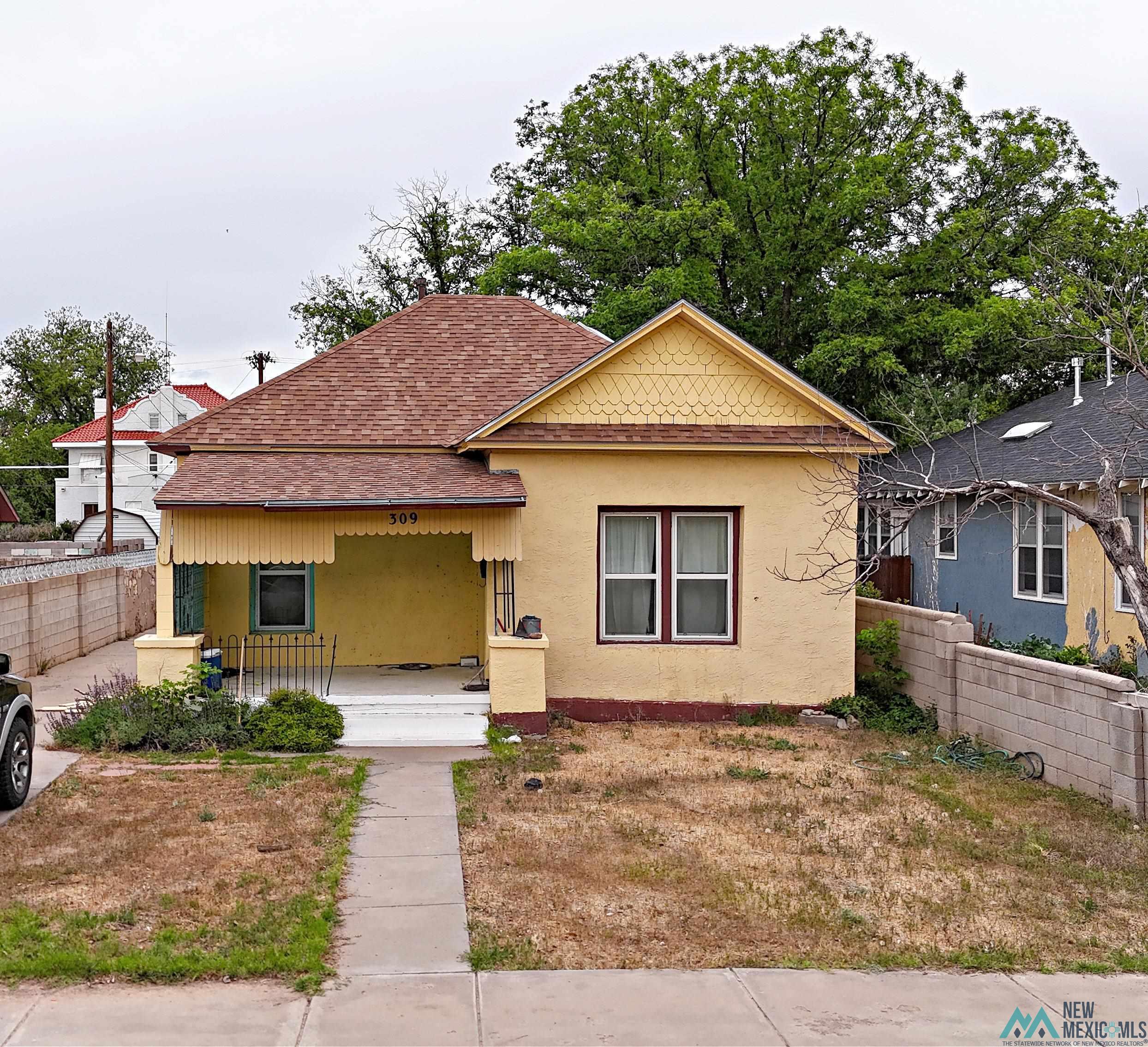 309 N Missouri Avenue, Roswell, Texas image 1