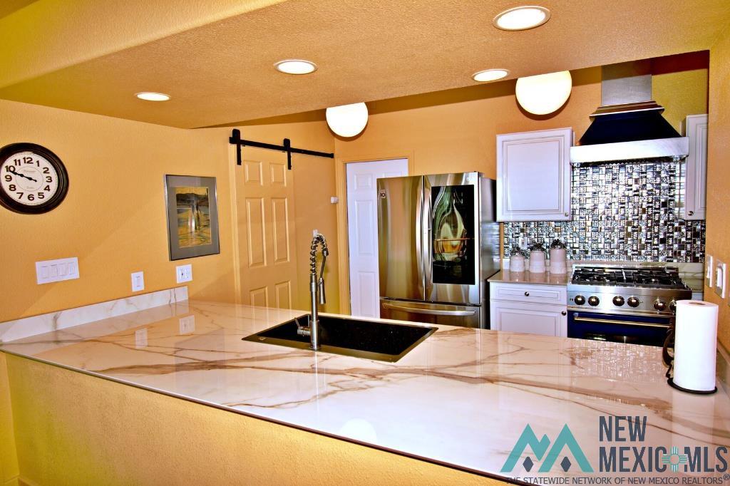 104 Red Rock Road, High Rolls, Texas image 8