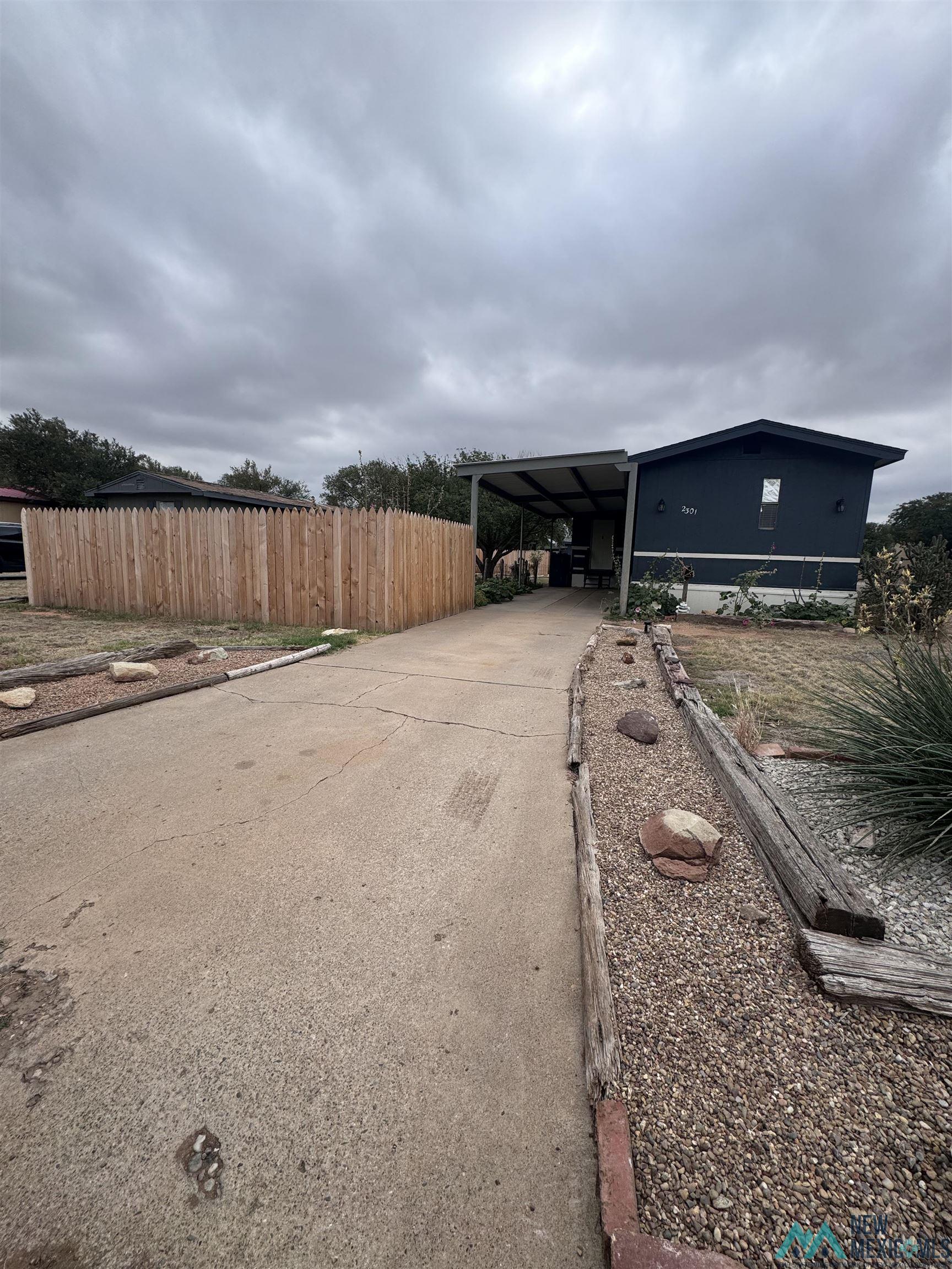 2301 Bobwhite Court, Clovis, Texas image 3