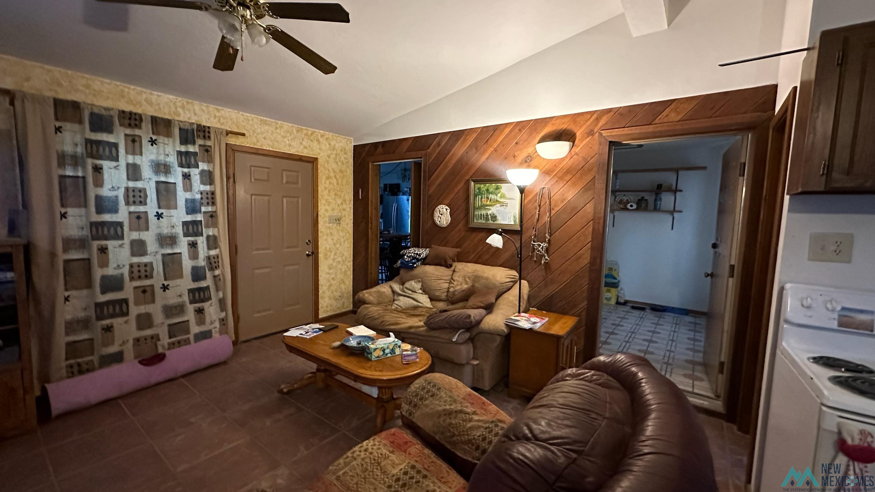 231 Las Palomas Road, Williamsburg, Texas image 20