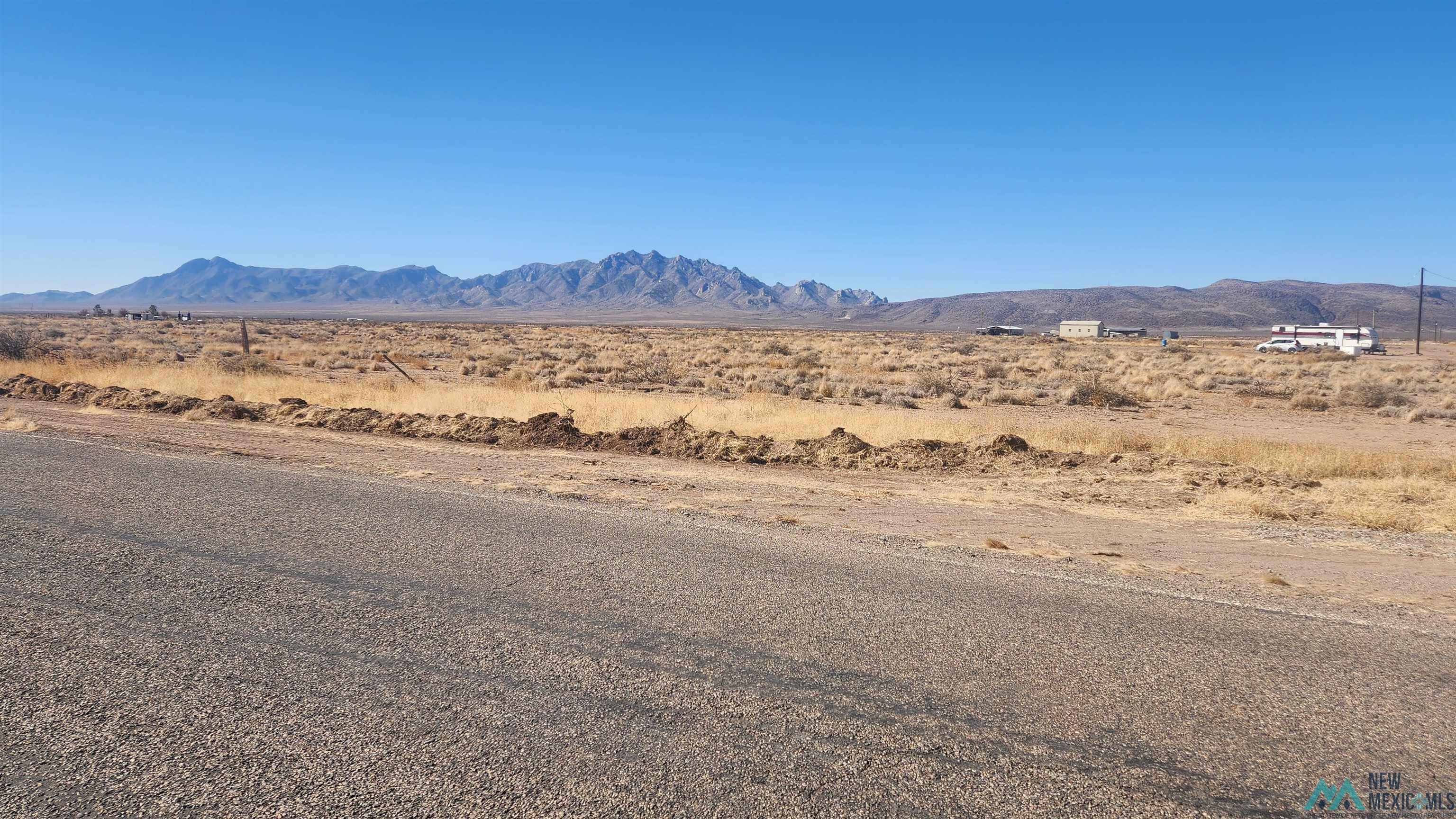 6030/6072 Franklin Rd Se Road, Deming, New Mexico image 2