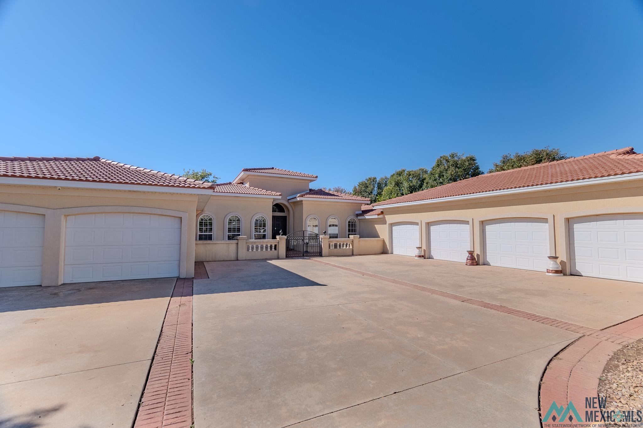 124 Colonial Parkway, Clovis, Texas image 3