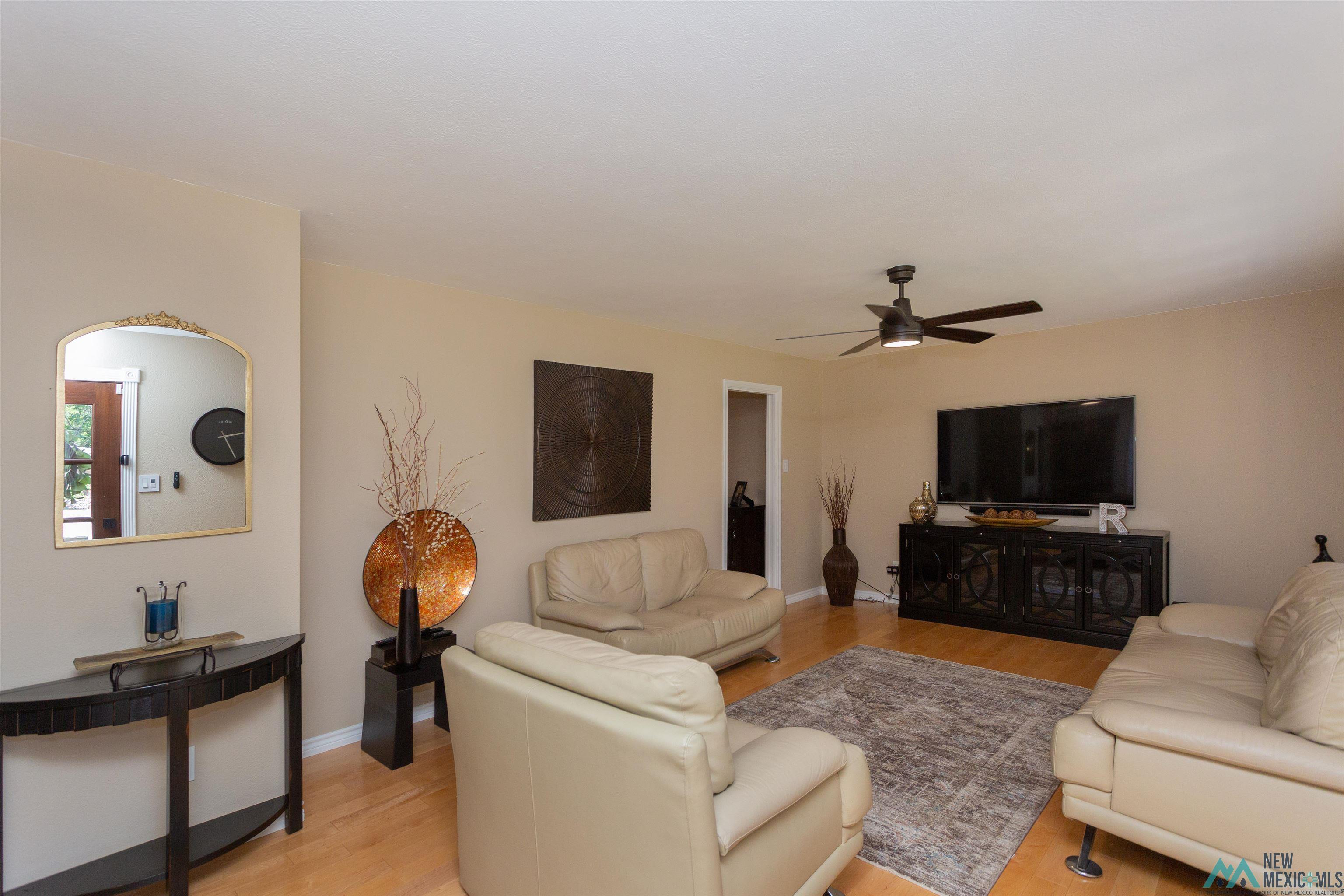 200 Calle Del Sol Rd, Roswell, Texas image 6