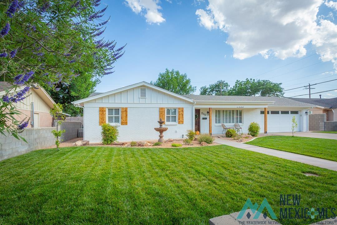 200 Calle Del Sol Rd, Roswell, Texas image 3