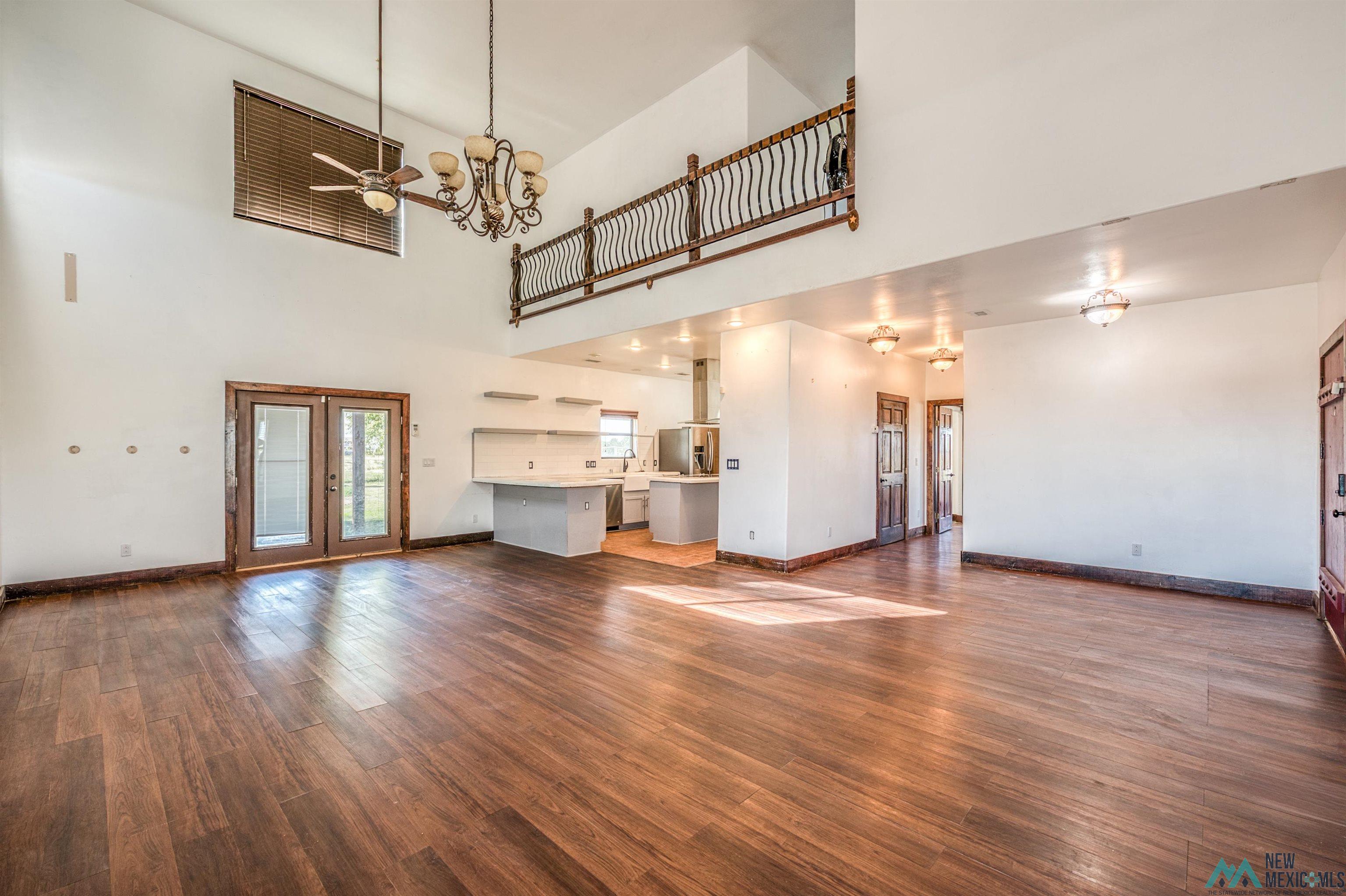 Roswell, New Mexico 88201, United States, 5 Bedrooms Bedrooms, ,5 BathroomsBathrooms,Residential,Active,225479