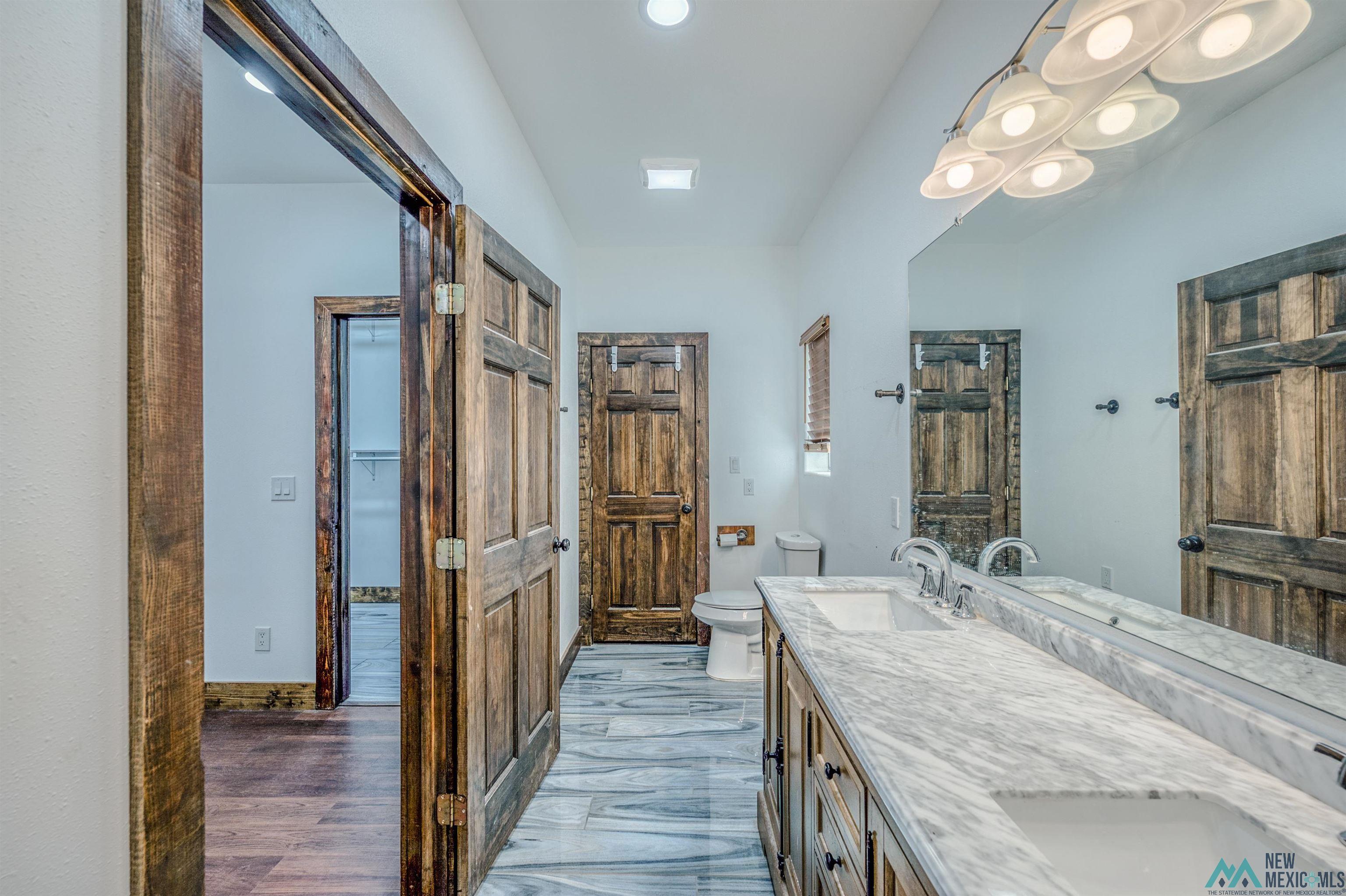 Roswell, New Mexico 88201, United States, 5 Bedrooms Bedrooms, ,5 BathroomsBathrooms,Residential,Active,225479