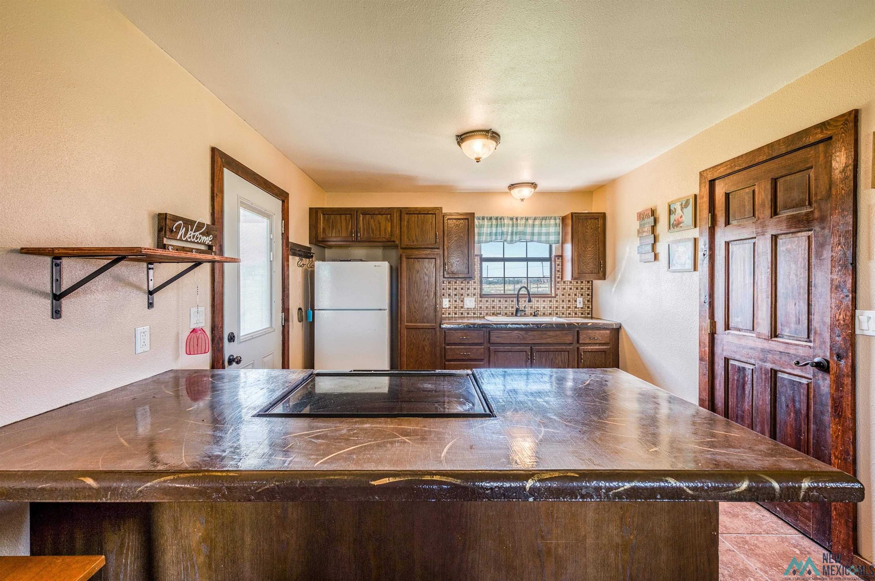 Roswell, New Mexico 88201, United States, 5 Bedrooms Bedrooms, ,5 BathroomsBathrooms,Residential,Active,225479