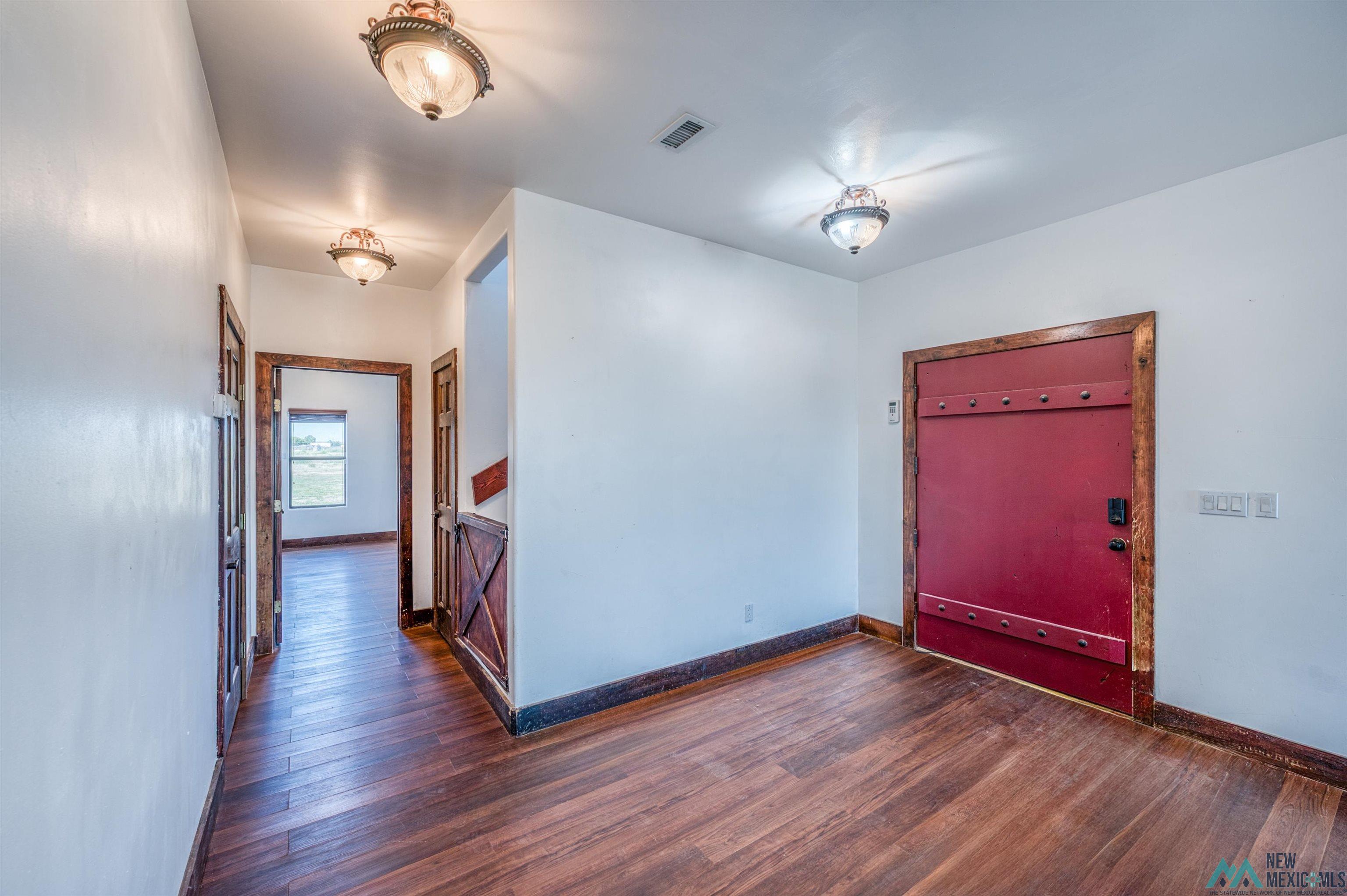 Roswell, New Mexico 88201, United States, 5 Bedrooms Bedrooms, ,5 BathroomsBathrooms,Residential,Active,225479