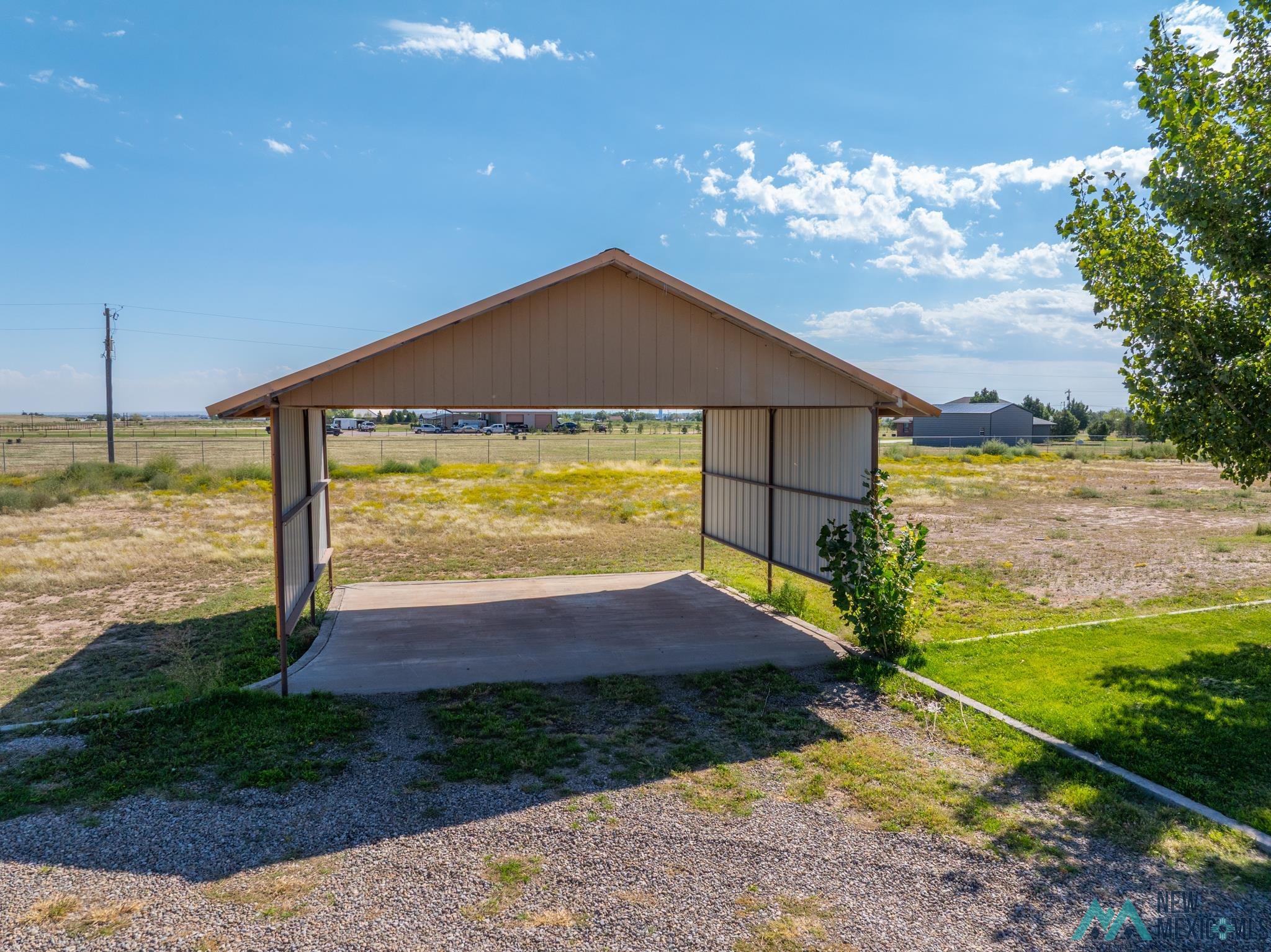 Roswell, New Mexico 88201, United States, 5 Bedrooms Bedrooms, ,5 BathroomsBathrooms,Residential,Active,225479