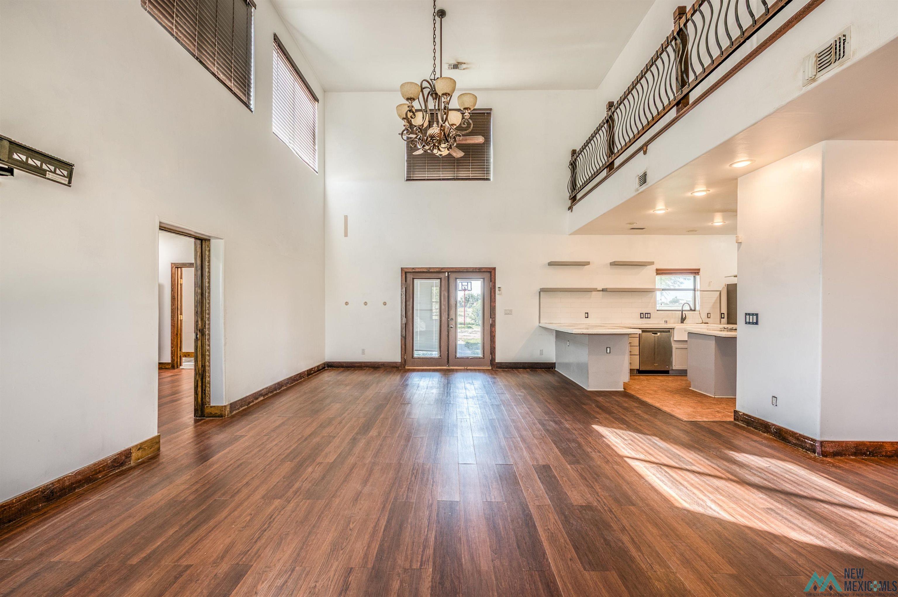 Roswell, New Mexico 88201, United States, 5 Bedrooms Bedrooms, ,5 BathroomsBathrooms,Residential,Active,225479