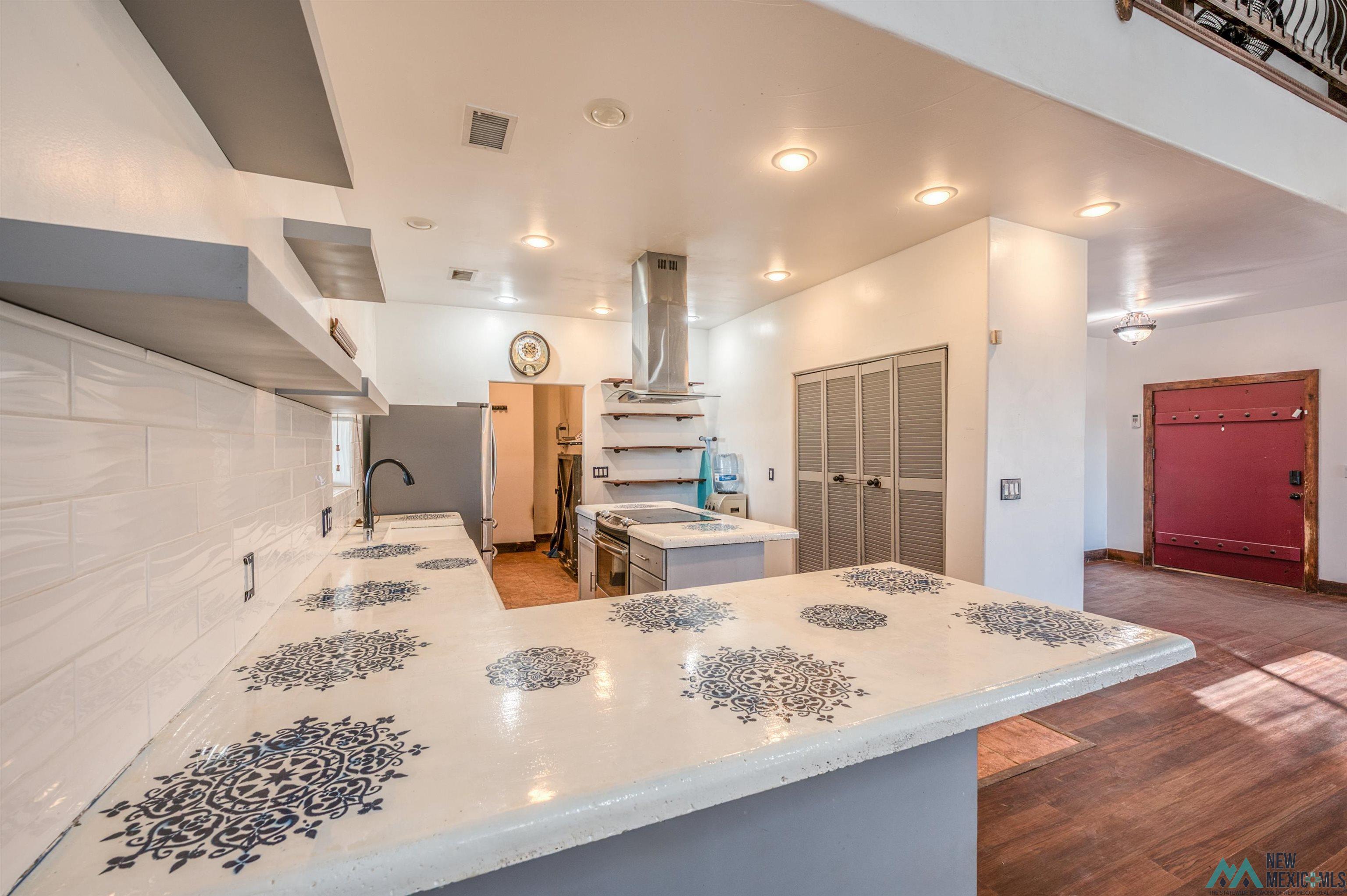 Roswell, New Mexico 88201, United States, 5 Bedrooms Bedrooms, ,5 BathroomsBathrooms,Residential,Active,225479