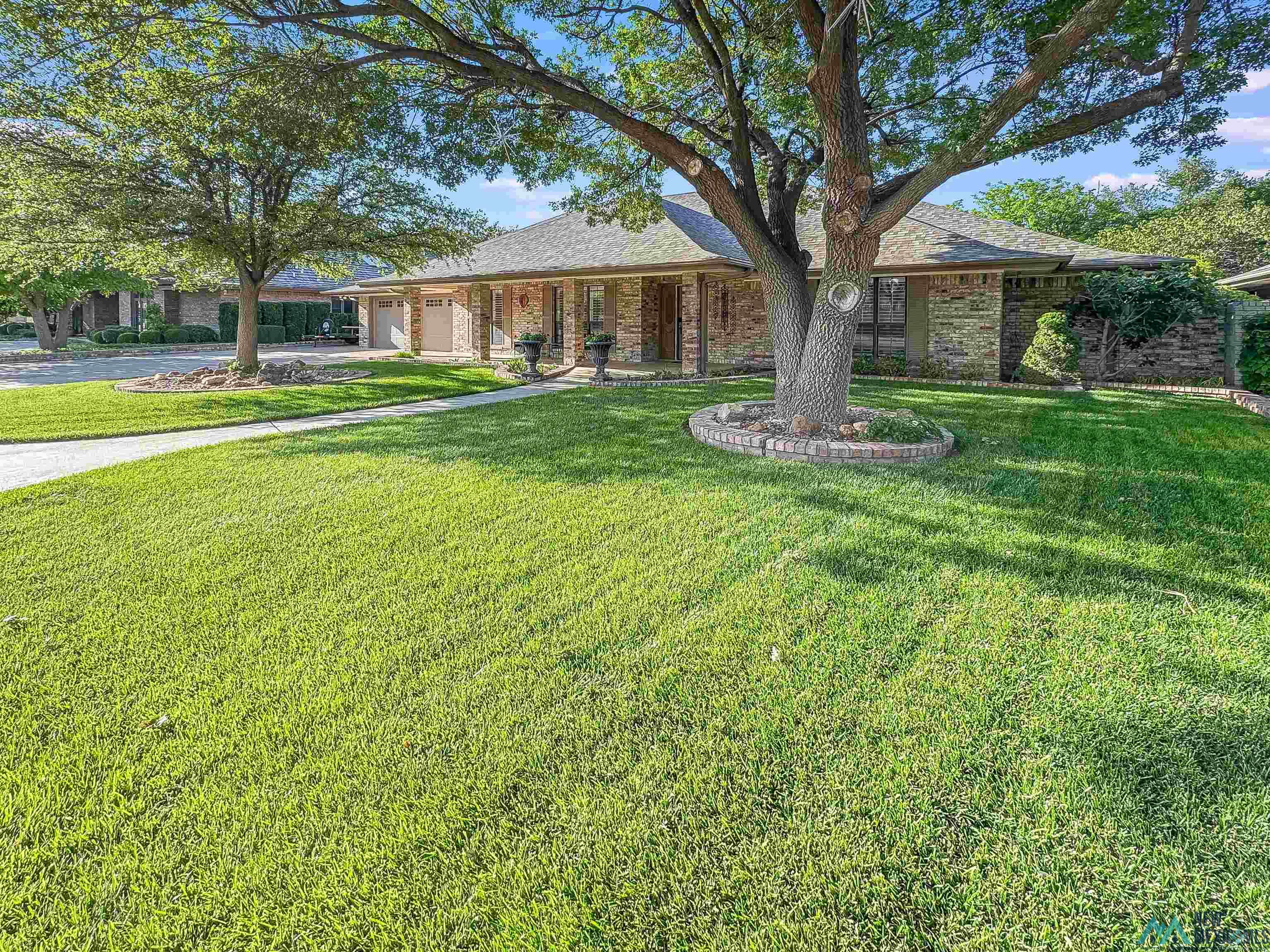 530 E Jemez Road, Hobbs, Texas image 2