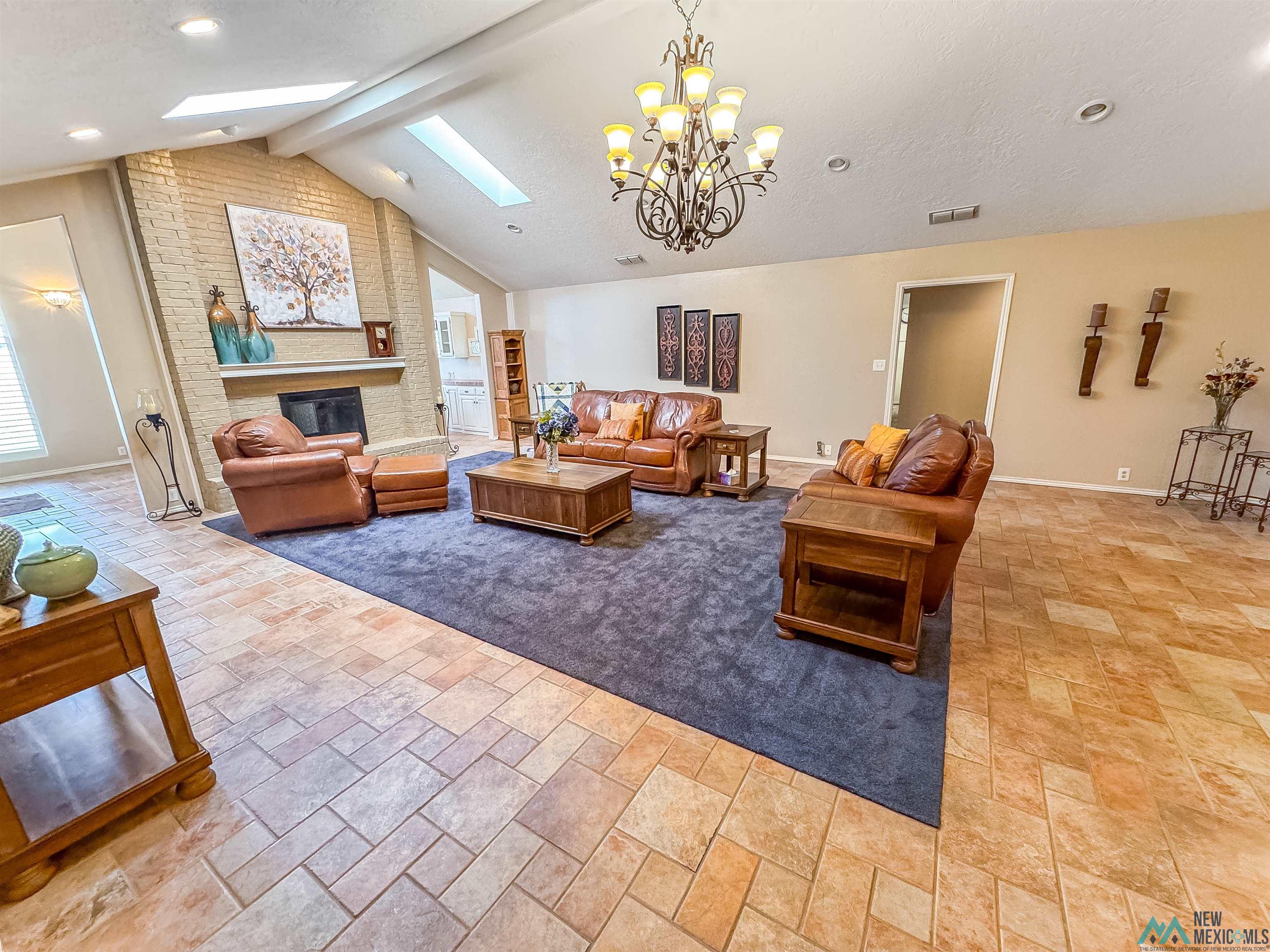530 E Jemez Road, Hobbs, Texas image 7