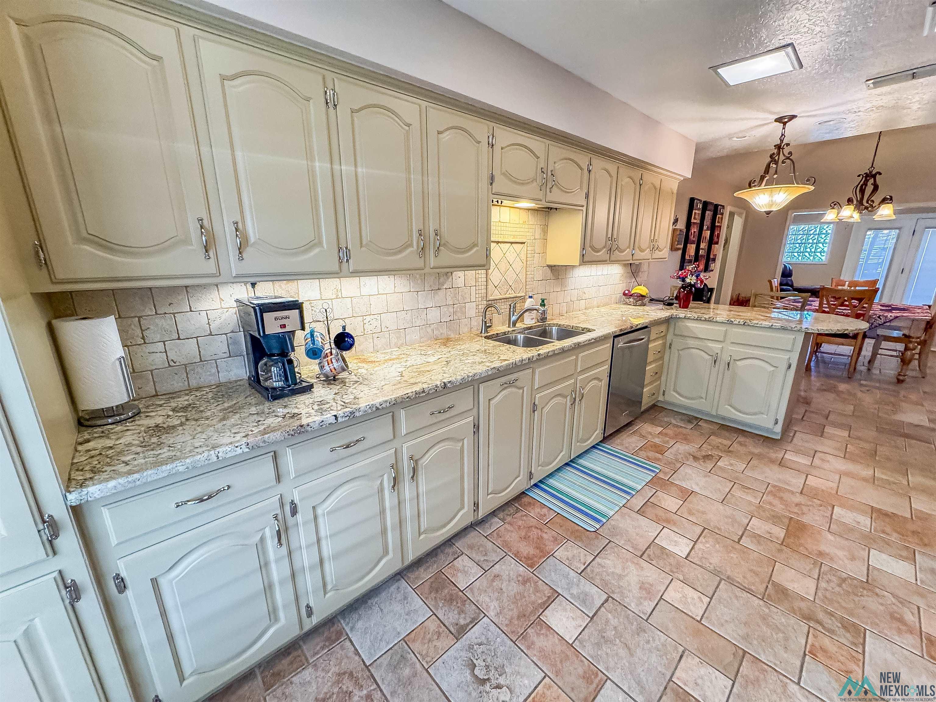 530 E Jemez Road, Hobbs, Texas image 11