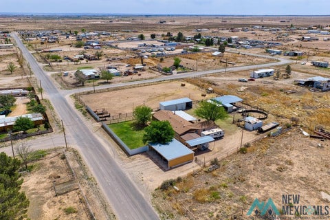Mobile Home For Sale - 113 Dagger Road<br/> Carlsbad, NM 88220