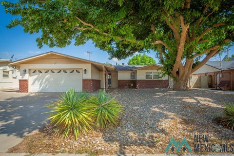 Homes For Sale - 2202 W Clayton Avenue<br/> Eddy County, Artesia, NM 88210