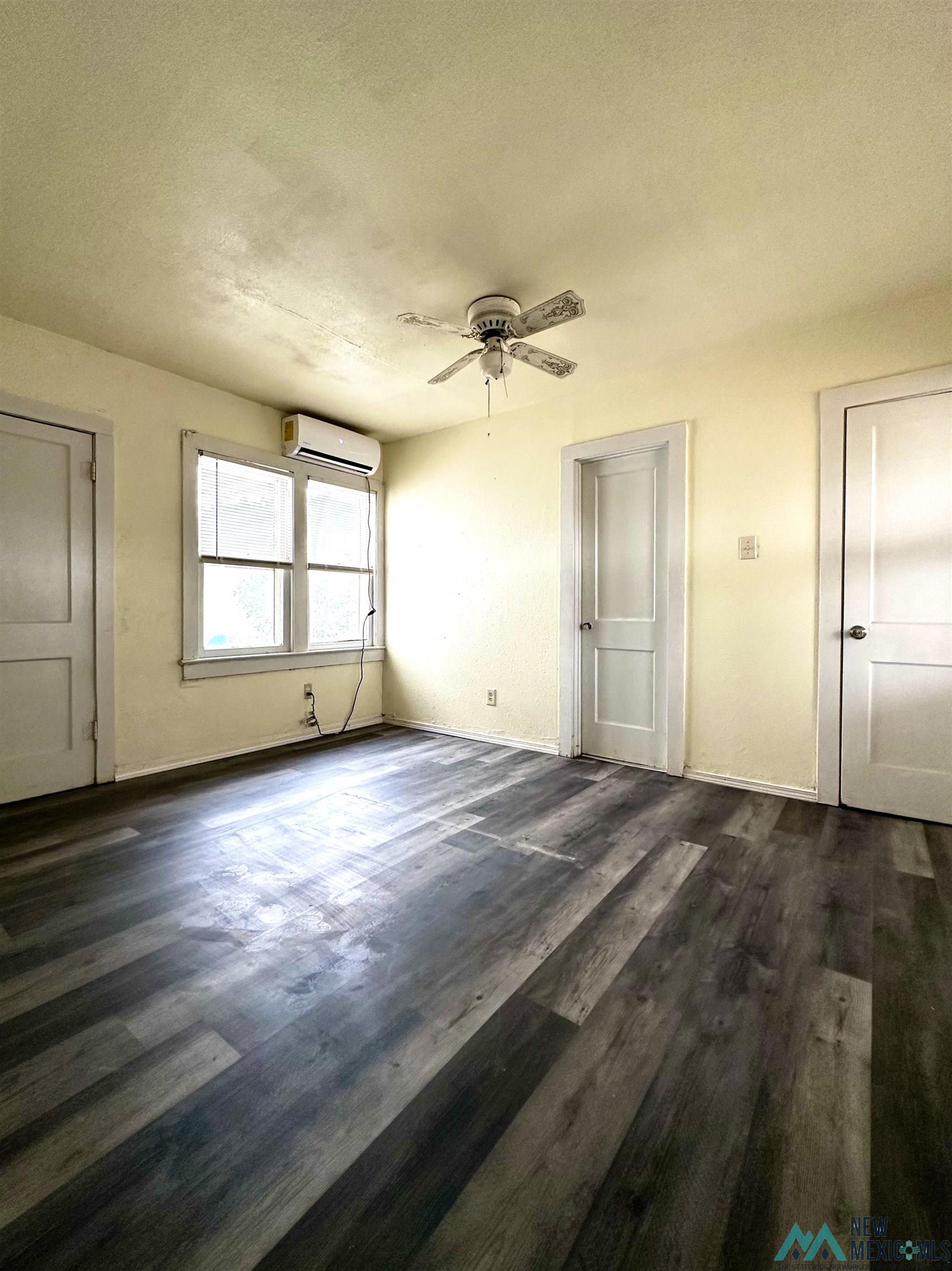 1007 W 3rd Street, Roswell, Texas image 9