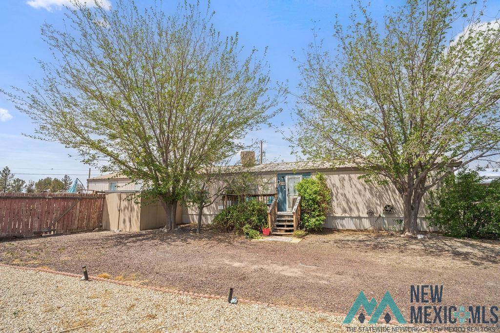 516 Acoma Drive, Deming, Texas image 2