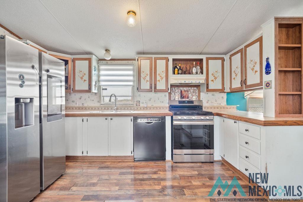 516 Acoma Drive, Deming, Texas image 5