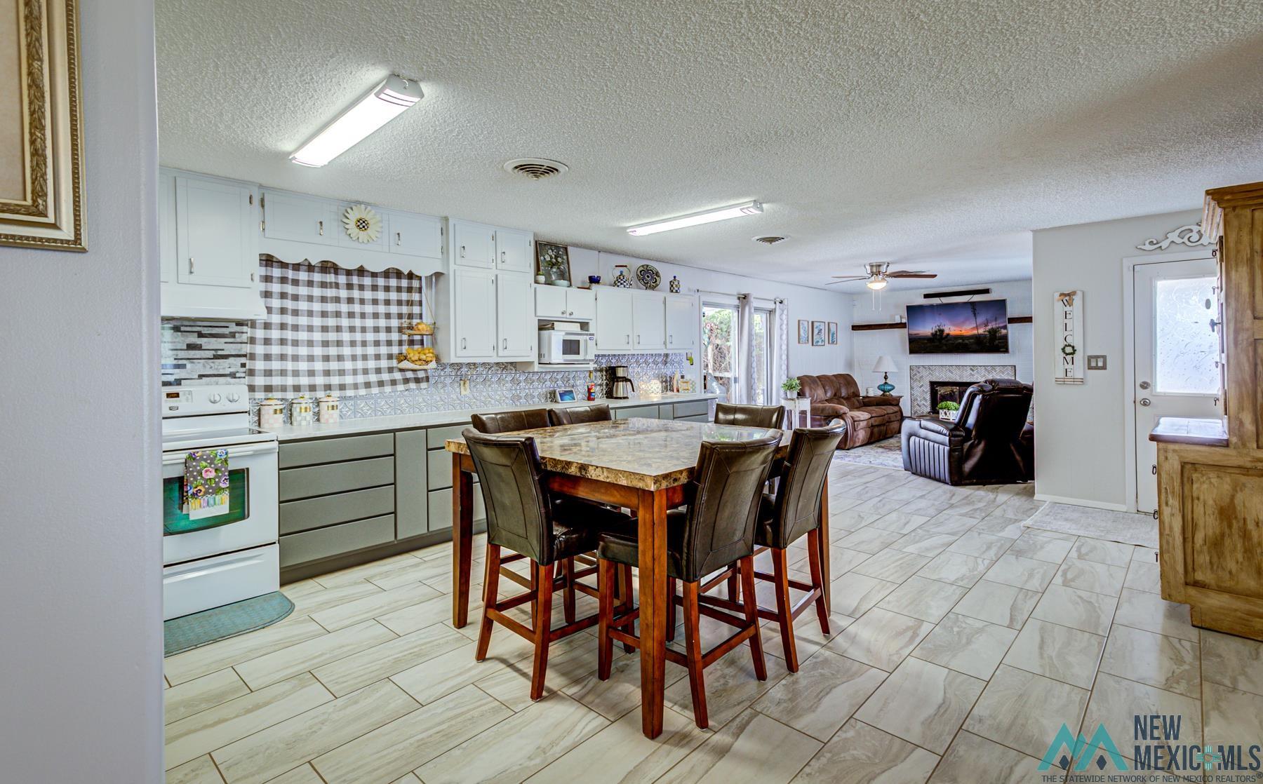 1315 S Santa Monica Street, Deming, Texas image 8