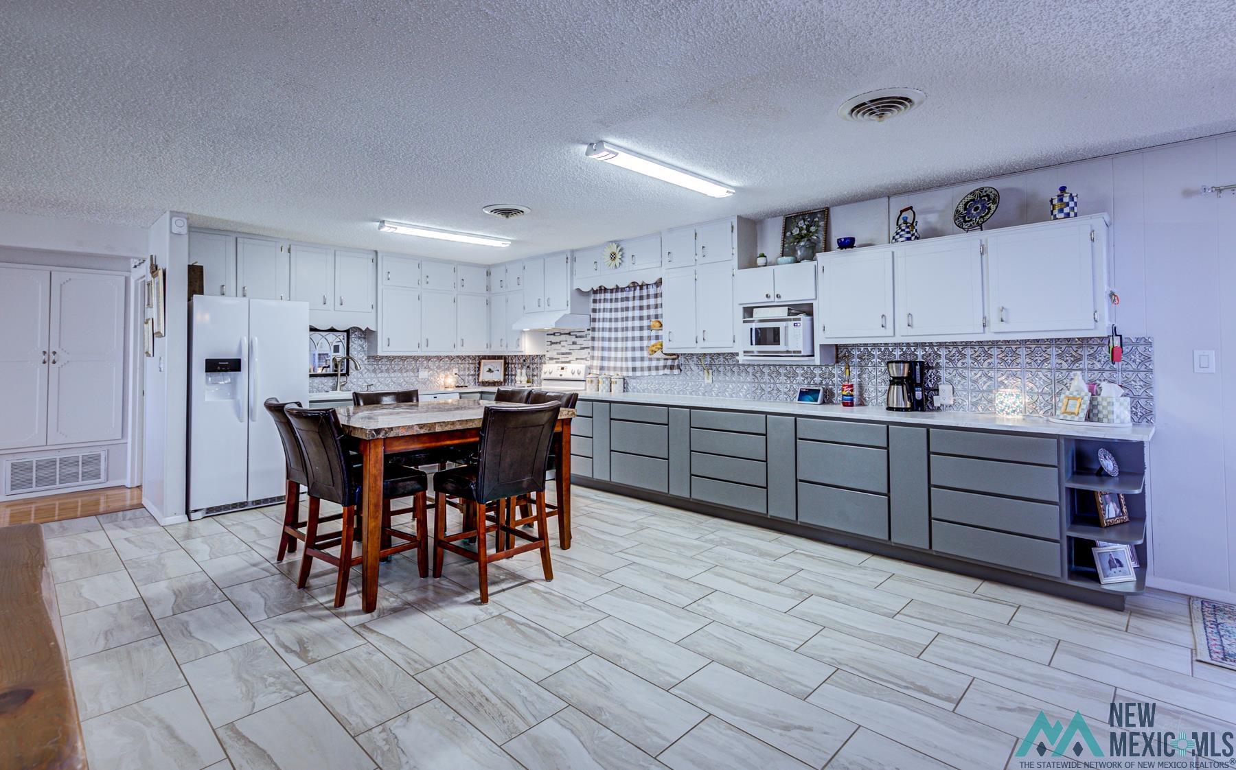 1315 S Santa Monica Street, Deming, Texas image 12