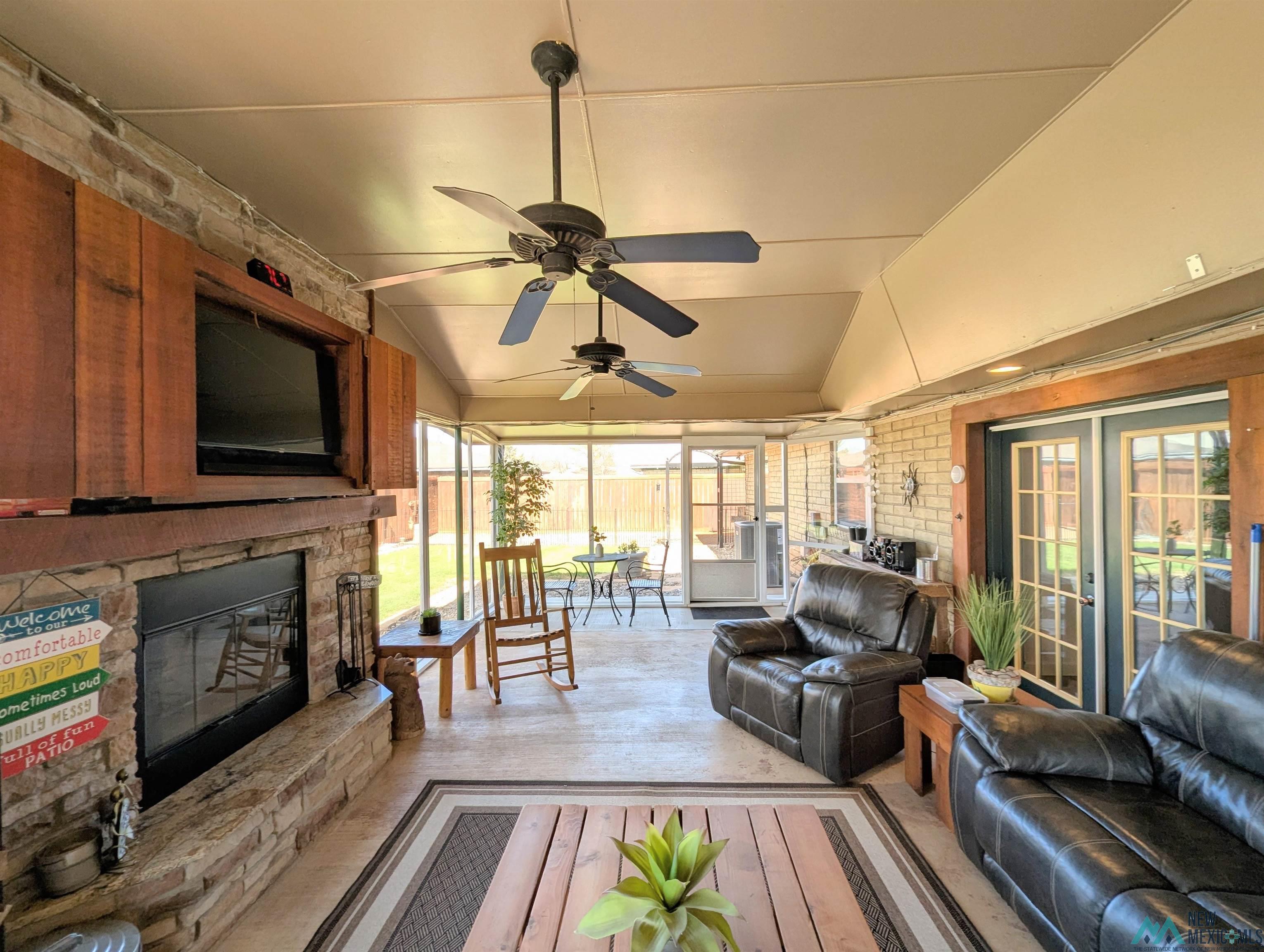 1608 W Kingston Avenue, Clovis, Texas image 2