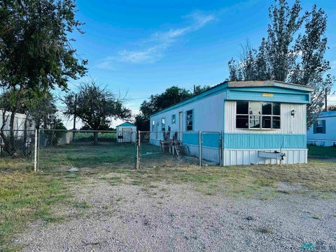 Mobile Home For Sale - 1901 W Colonial Drive<br/> Lea County, Lovington, NM 88260