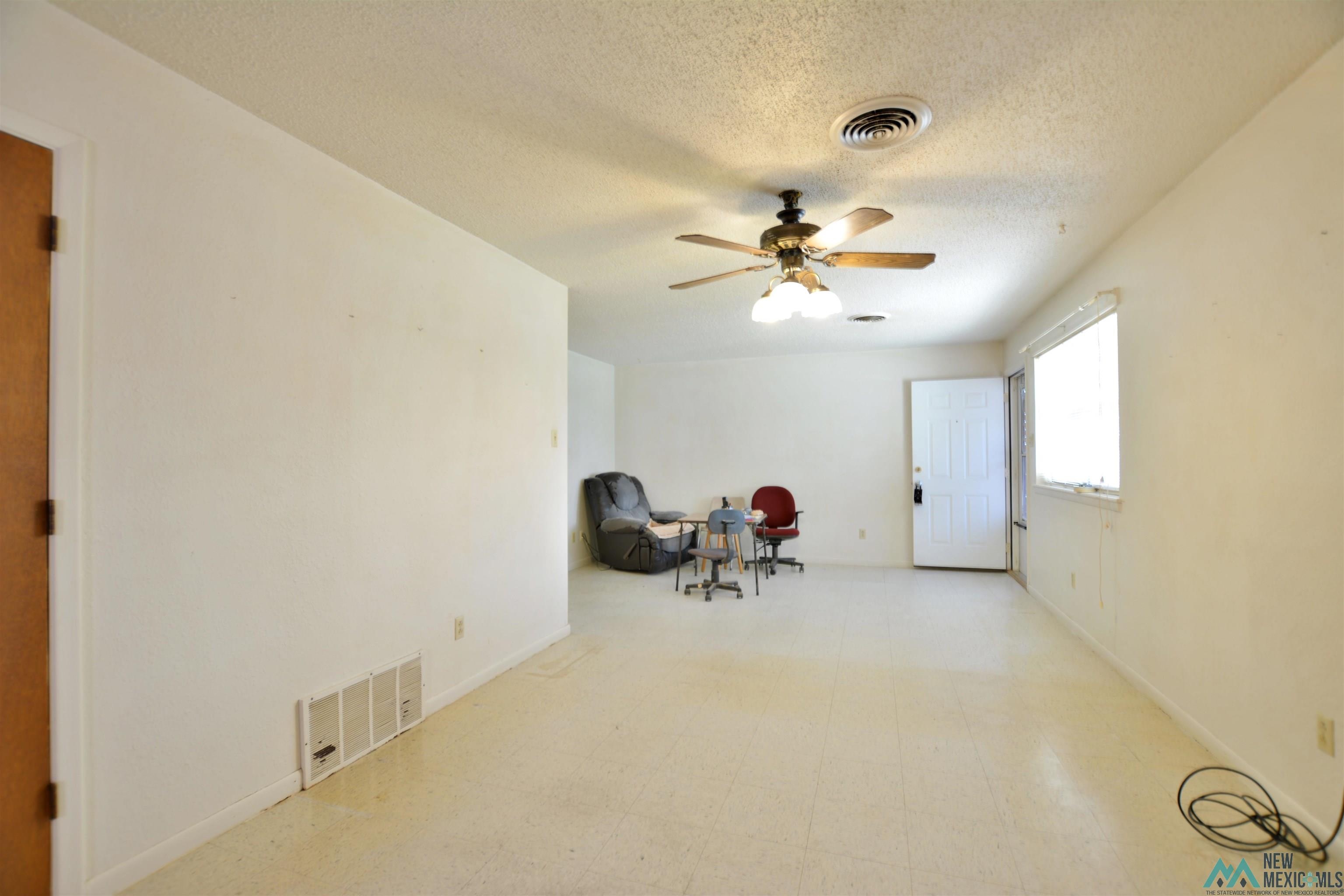 908 E 14th Street, Clovis, Texas image 3
