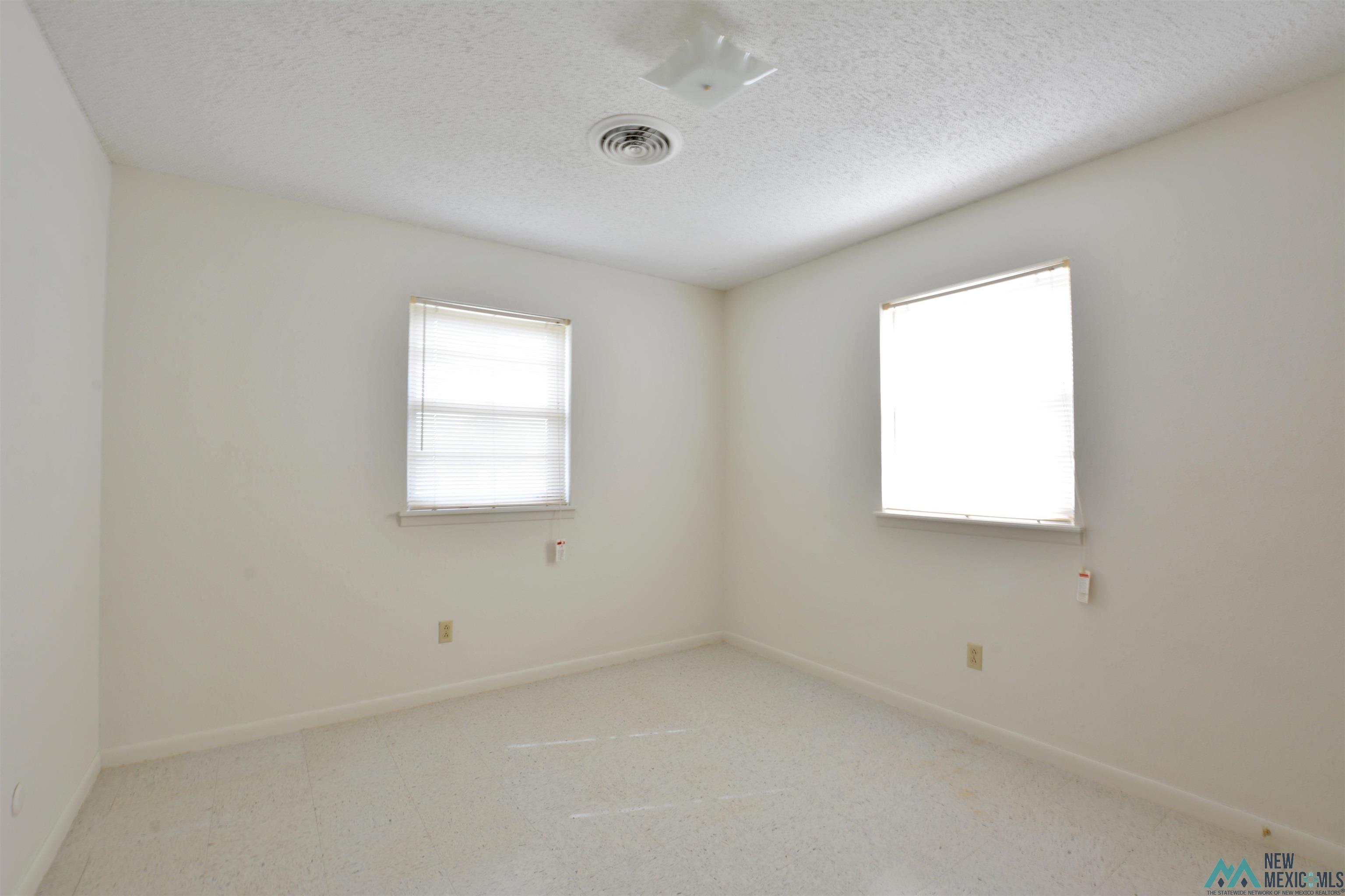 908 E 14th Street, Clovis, Texas image 7