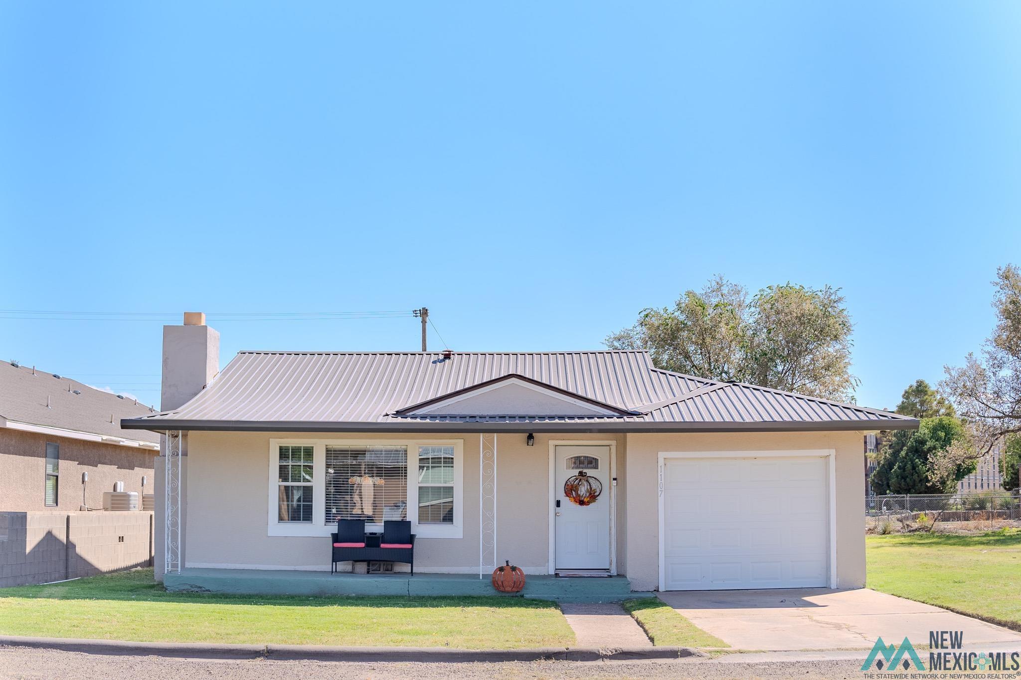 1107 W 15th Street, Portales, New Mexico image 1