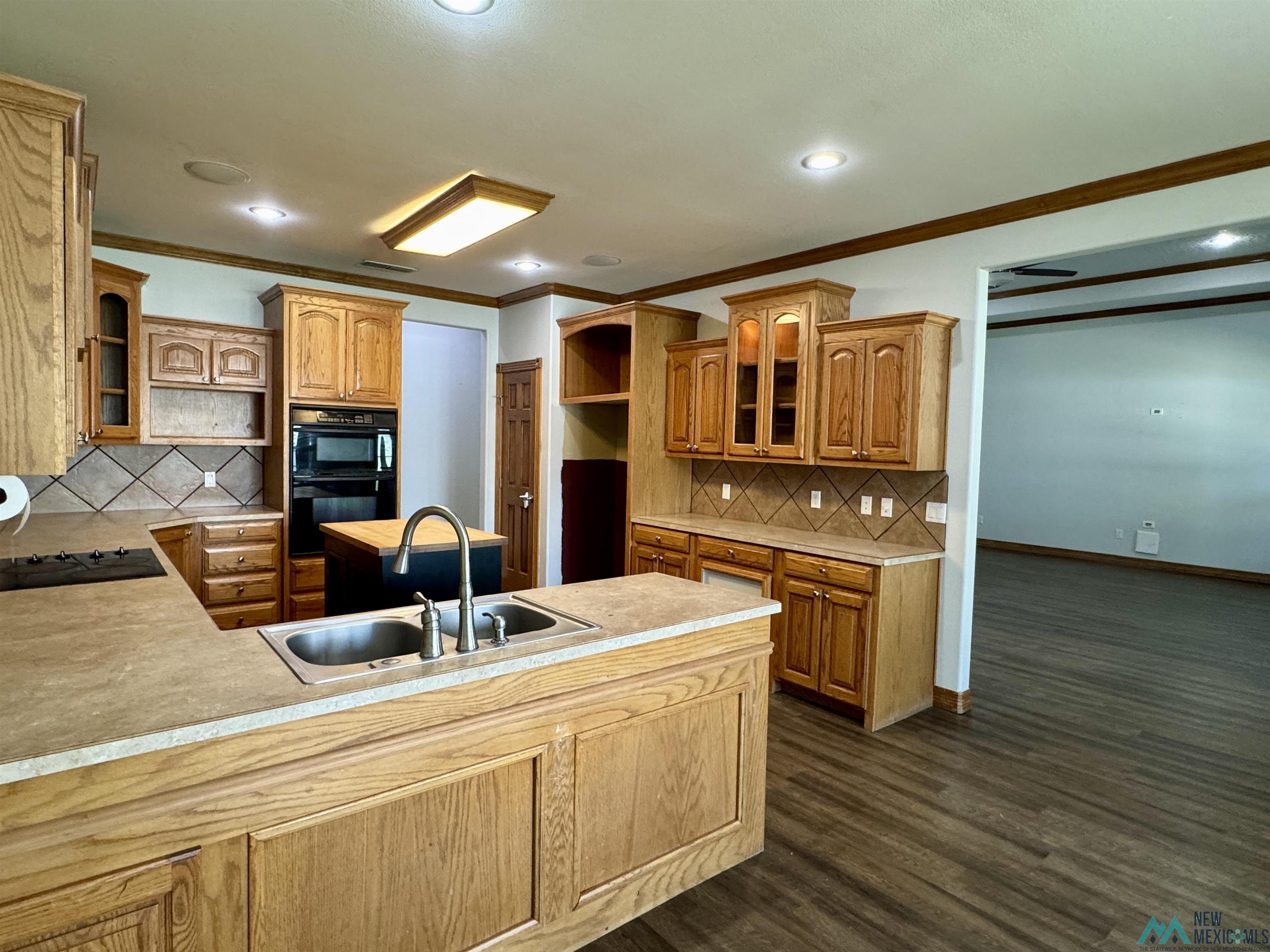 3924 Springwood Drive, Clovis, Texas image 12