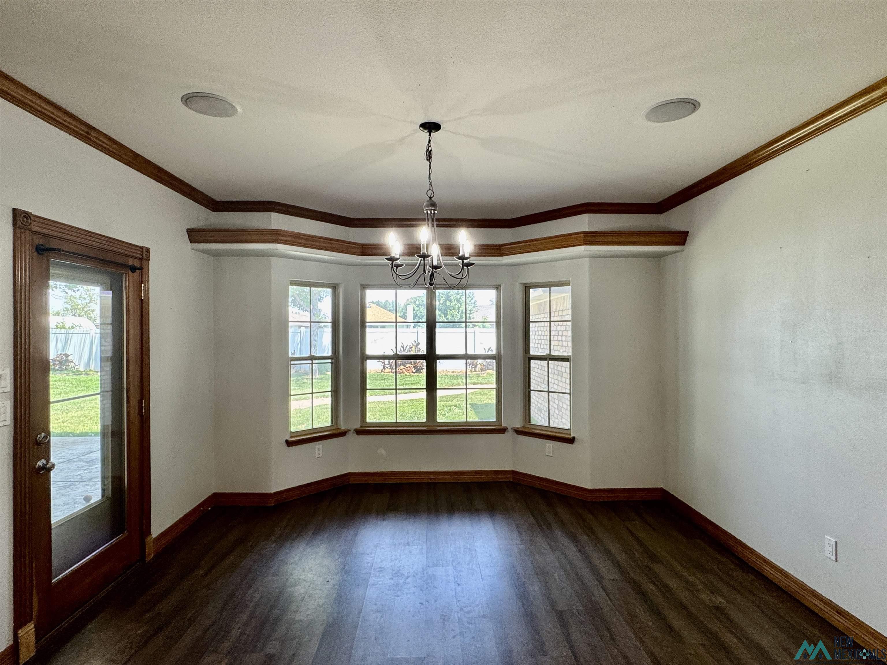 3924 Springwood Drive, Clovis, Texas image 8
