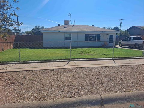 Homes For Sale - 505 S Spruce Avenue<br/> Chaves County, Roswell, NM 88203