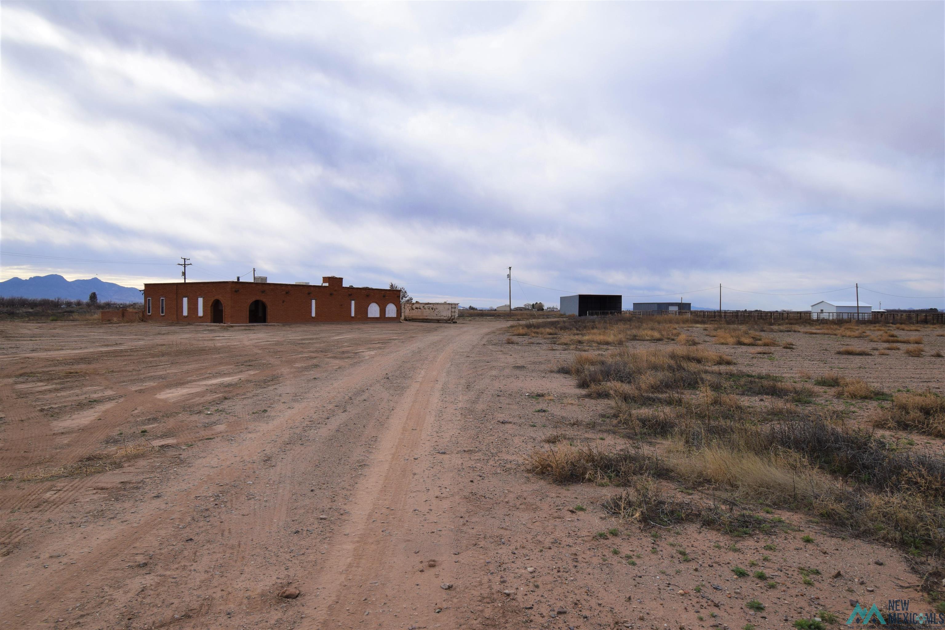 330 Okelley Rd Sw Rd, Deming, New Mexico image 2