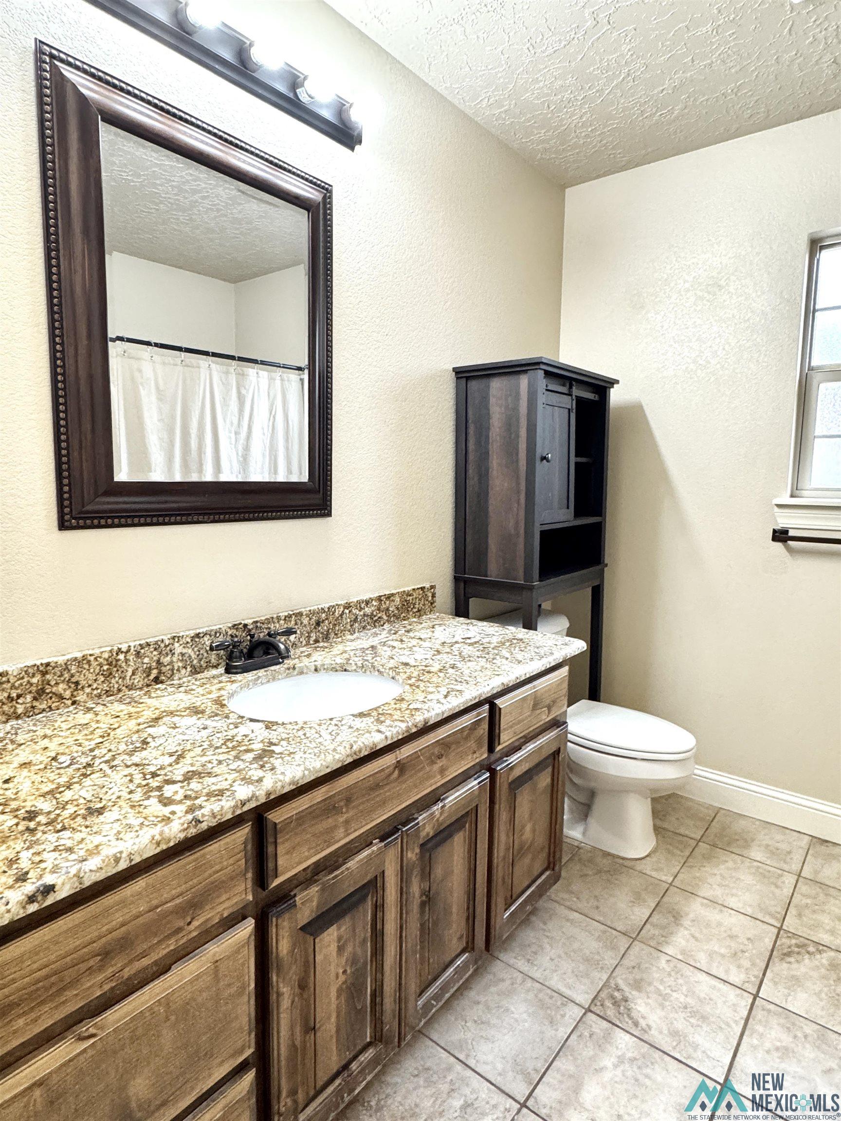 2112 Howard Cowper Drive, Clovis, Texas image 32