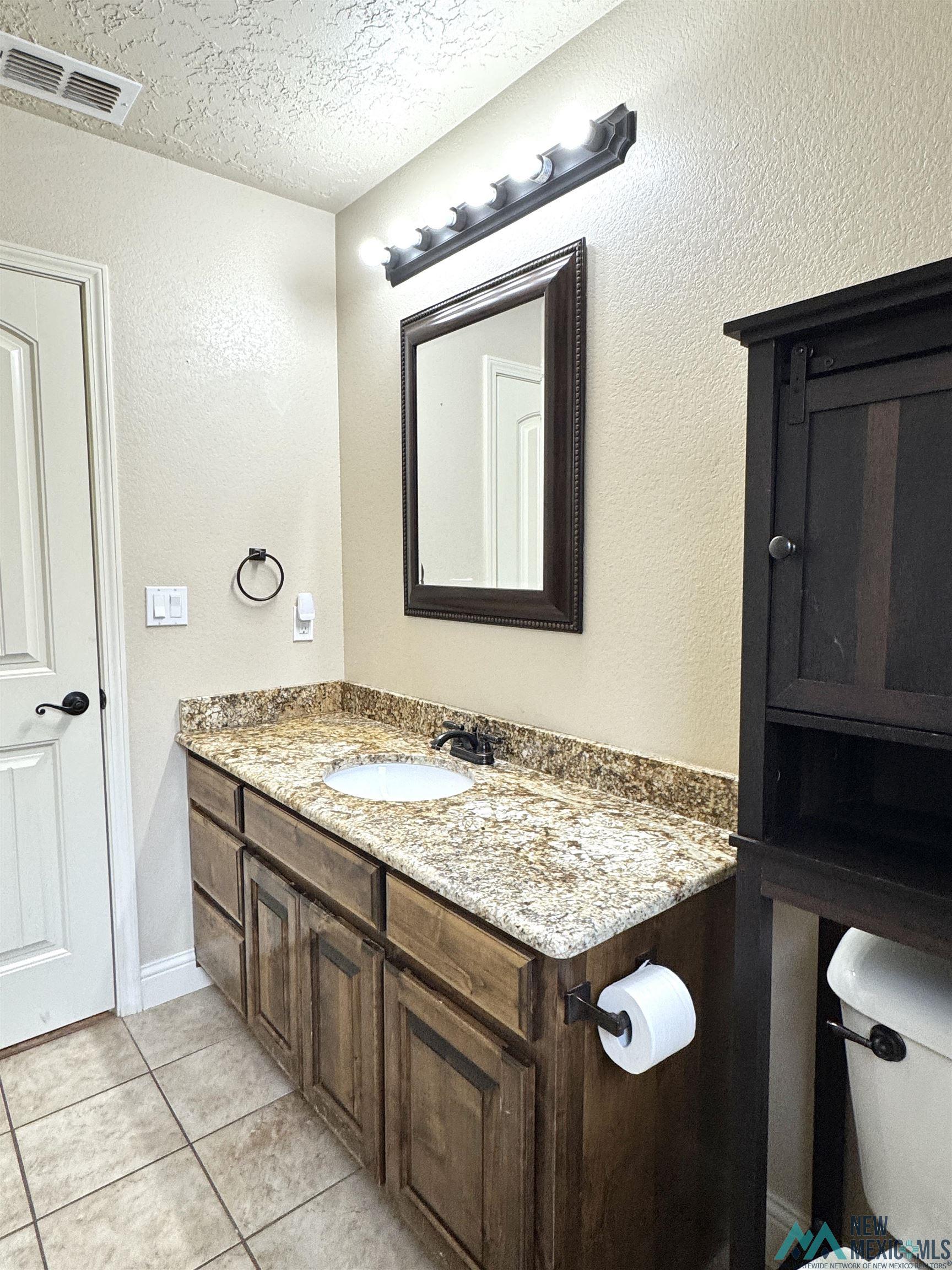 2112 Howard Cowper Drive, Clovis, Texas image 33