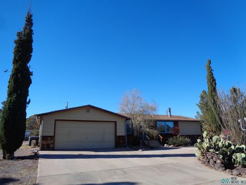 Homes For Sale - 416 Juniper Street<br/> Truth Or Consequences, NM 87901