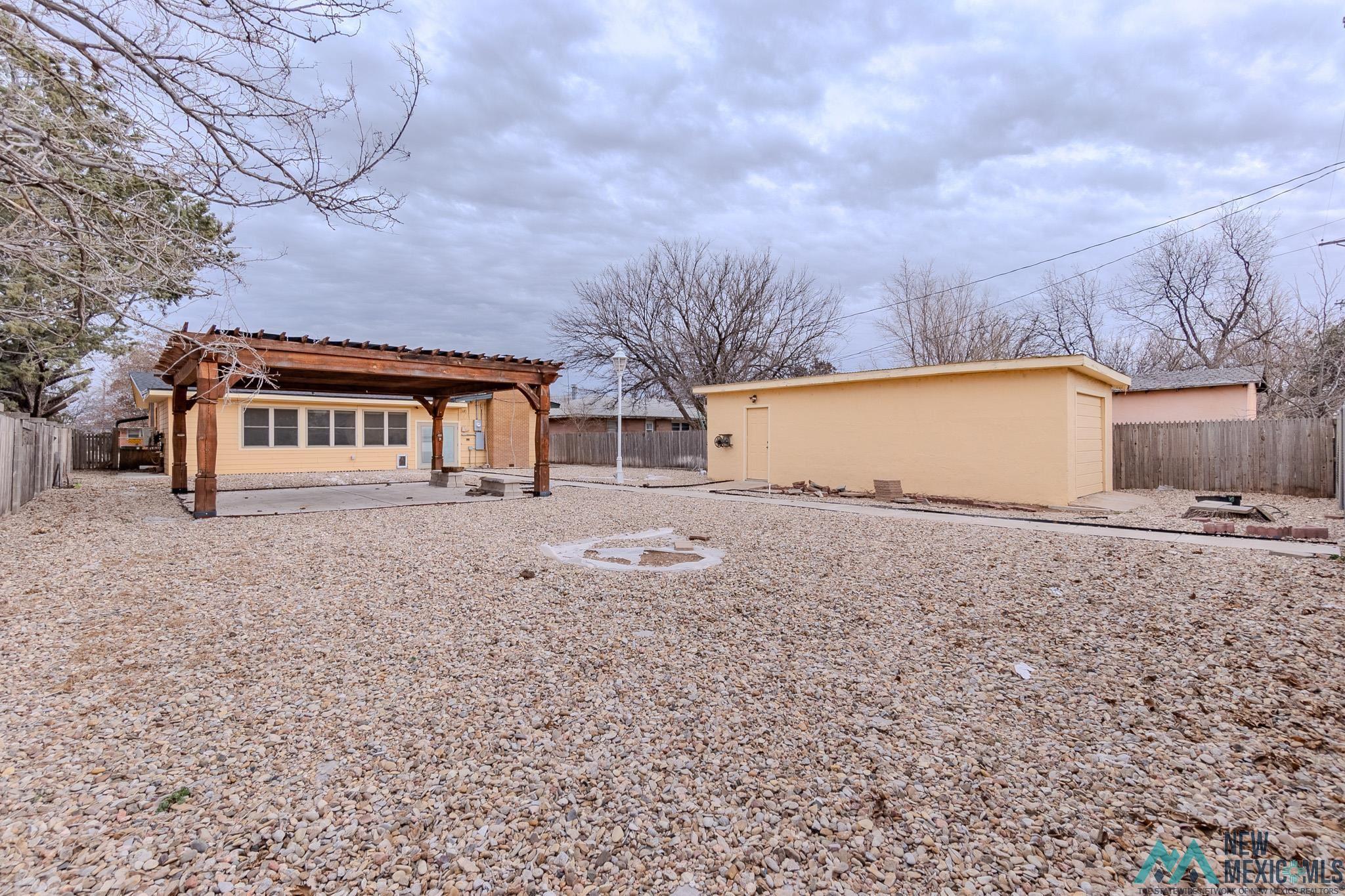 1504 S Abilene Drive, Portales, Texas image 13