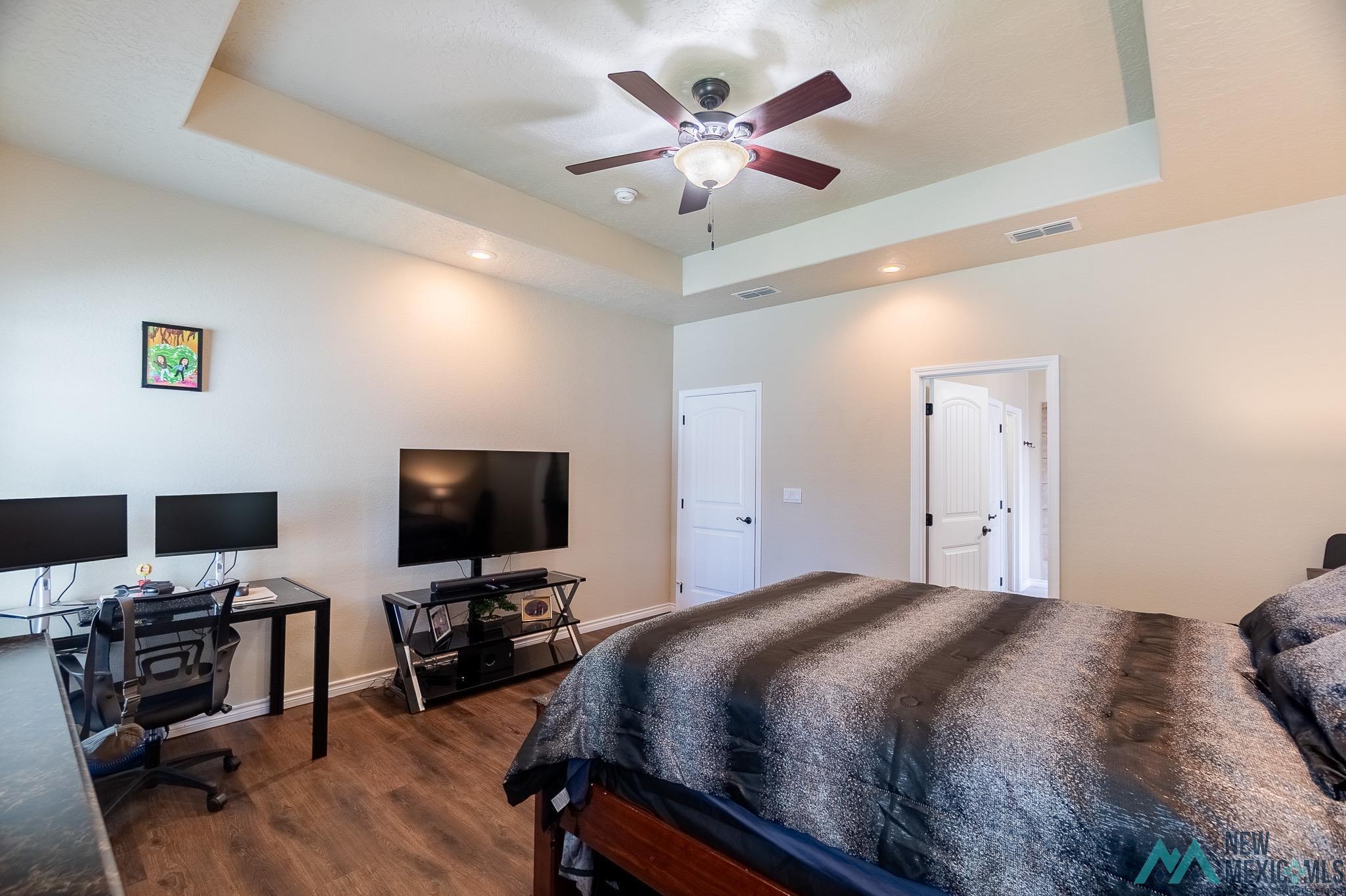 604 Sara Layne Street, Clovis, Texas image 6