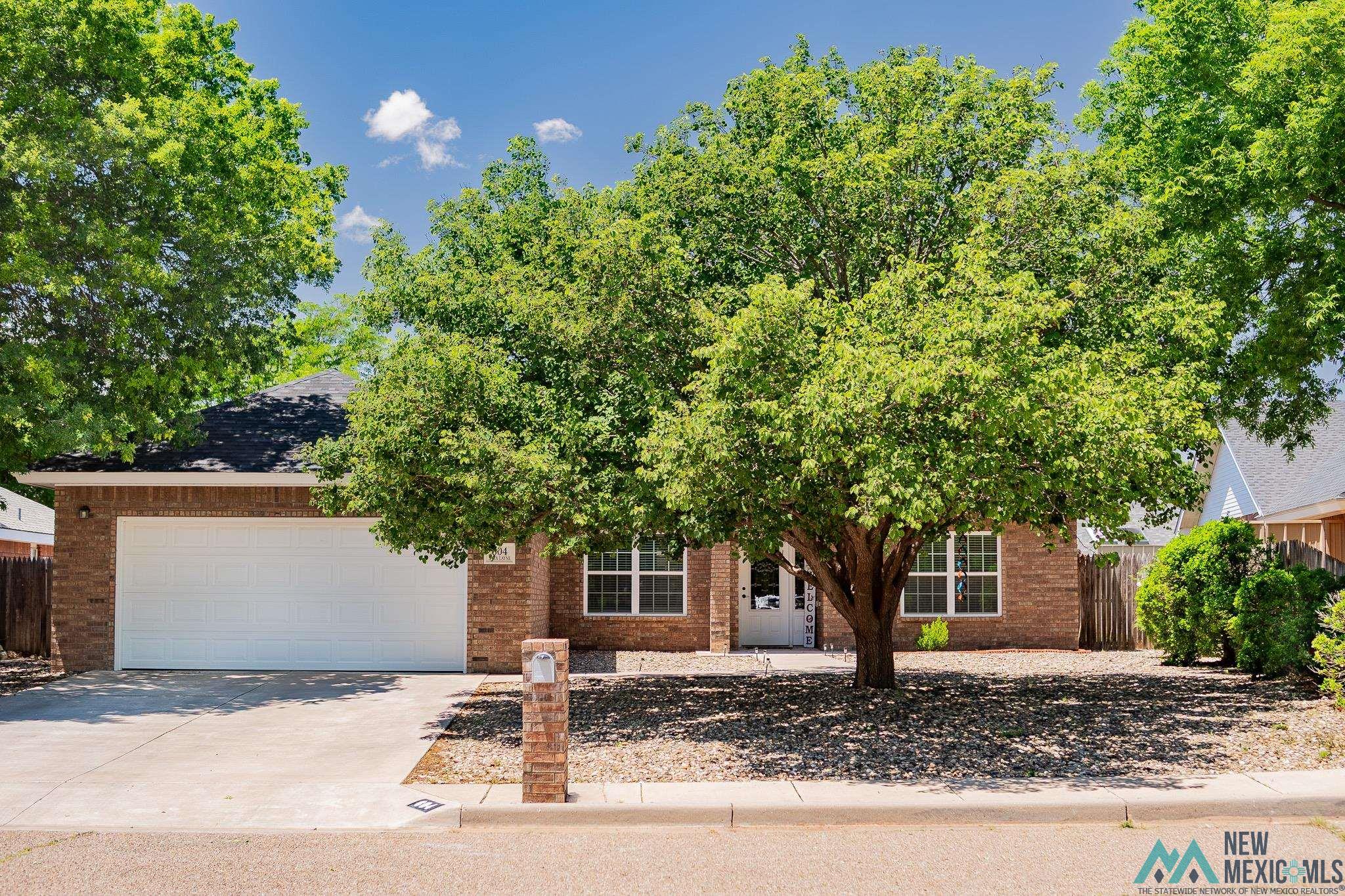604 Sara Layne Street, Clovis, Texas image 1